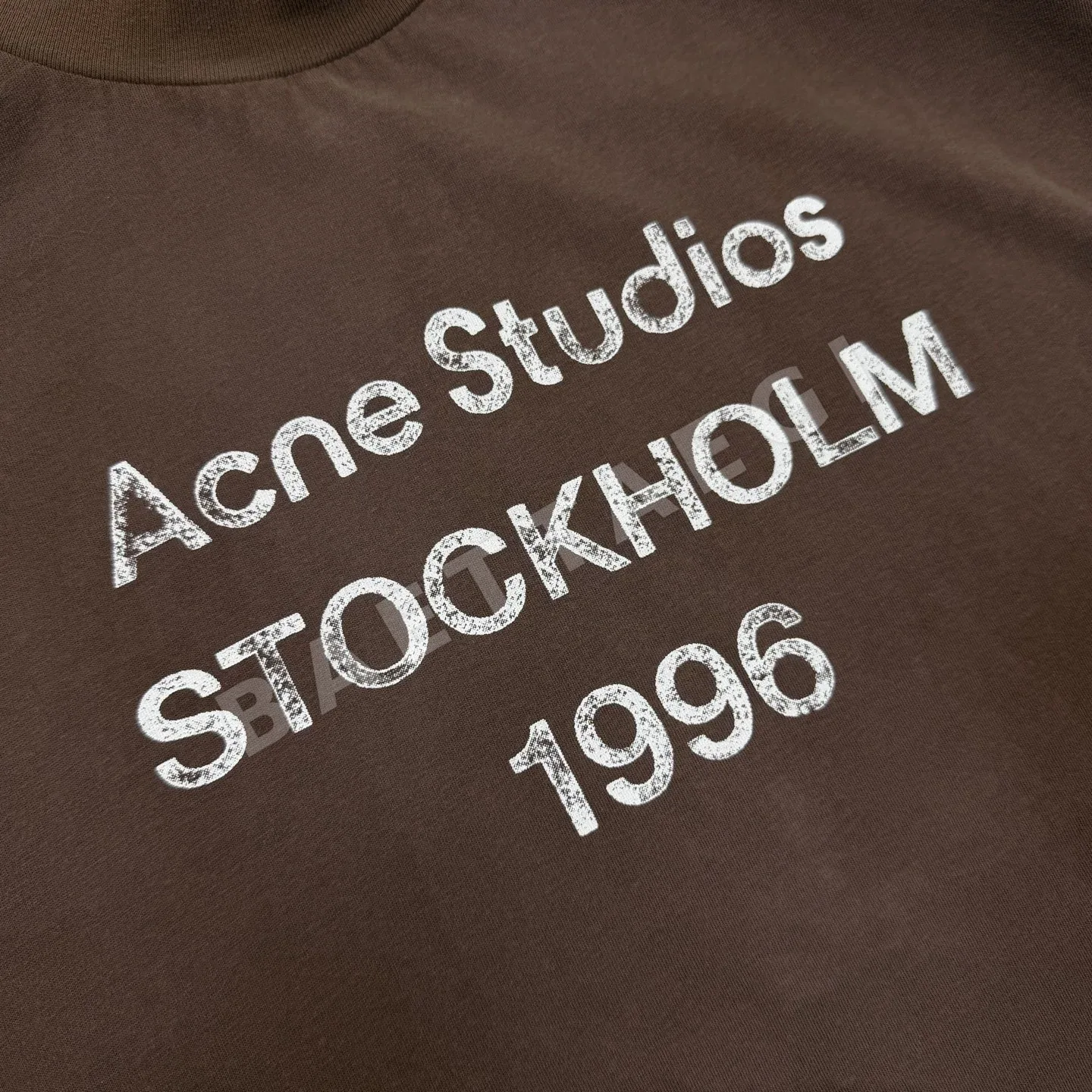 아크네스튜디오 남성 프린트 로고 반팔 티셔츠 상세 이미지 8