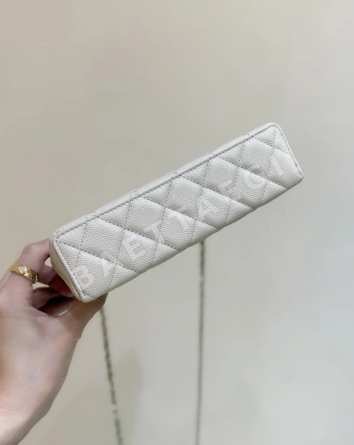 샤넬 25C 초봄 컬렉션 LP 런치박스 가방 밀크티 상세 이미지 9