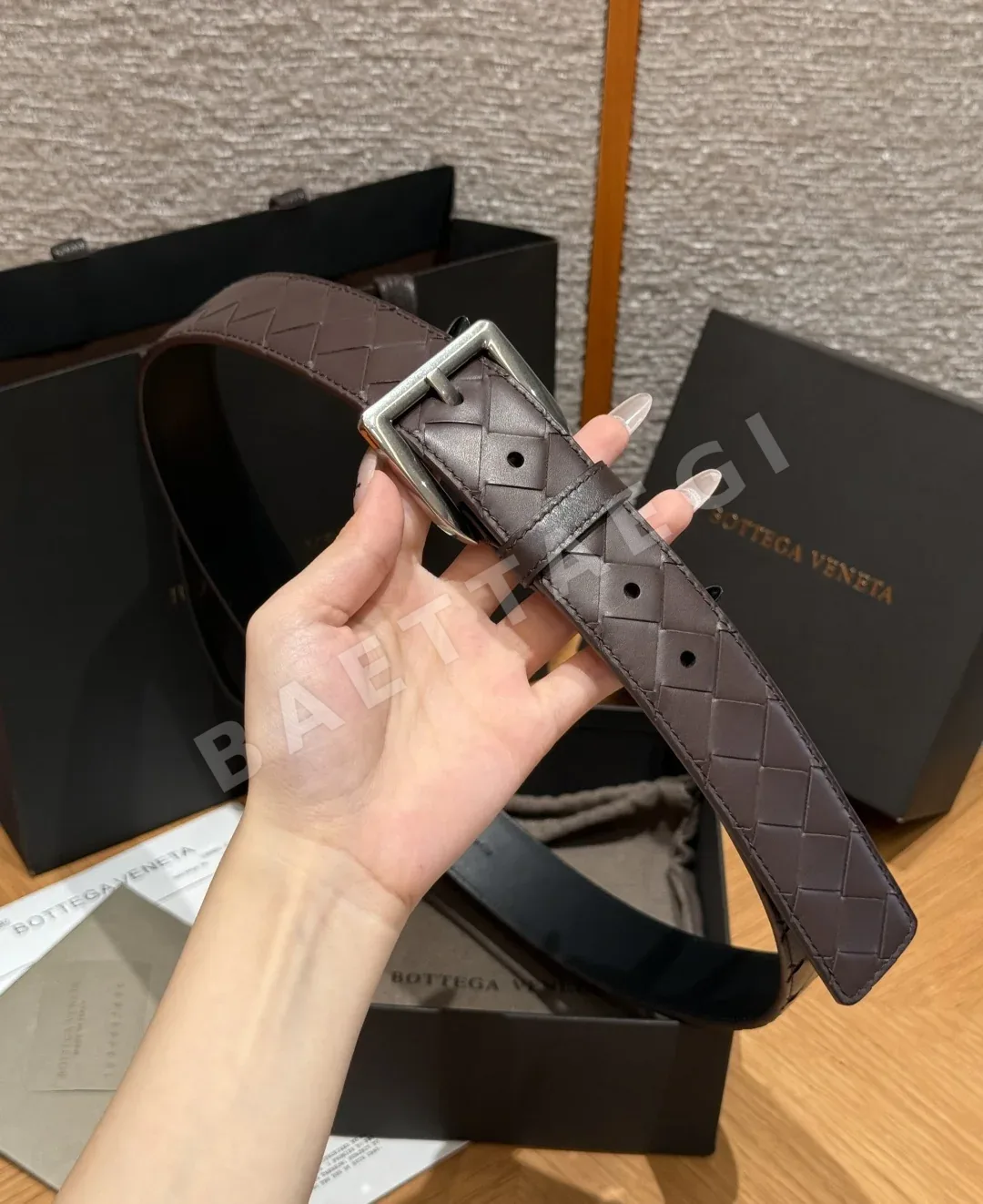 보테가베네타 인트레차토 피코로 소가죽 벨트 상세 이미지 3
