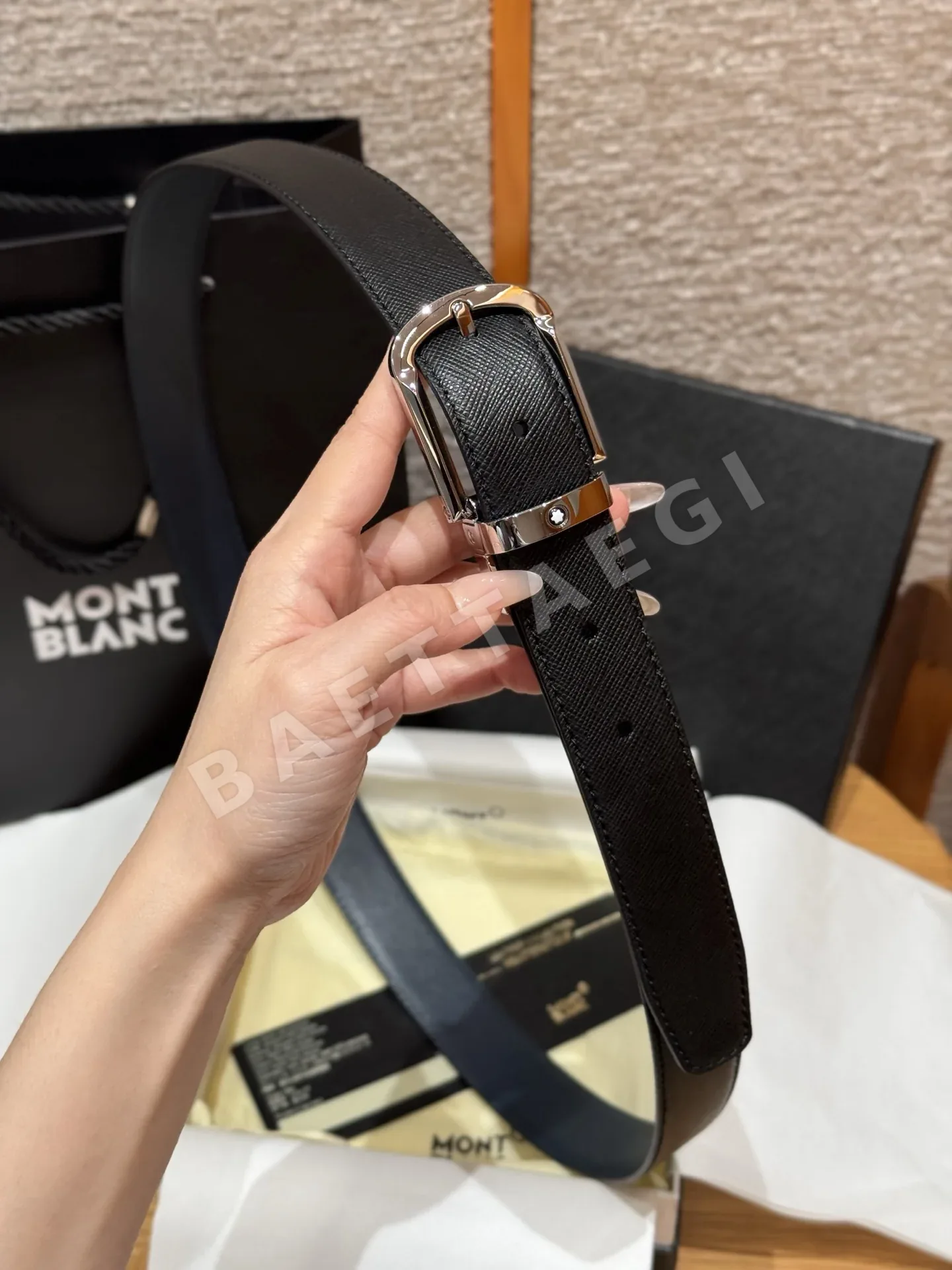 몽블랑 가죽 남성 벨트 상세 이미지 4