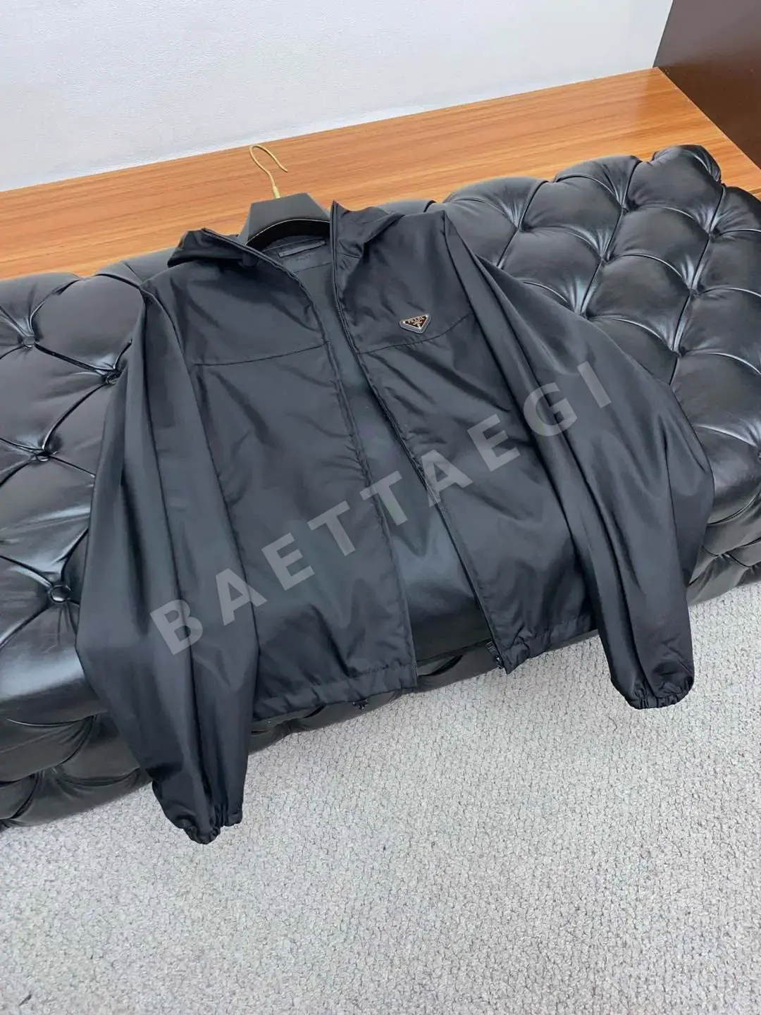 프라다 자카드 소재 남성 후드 재킷 상세 이미지 6