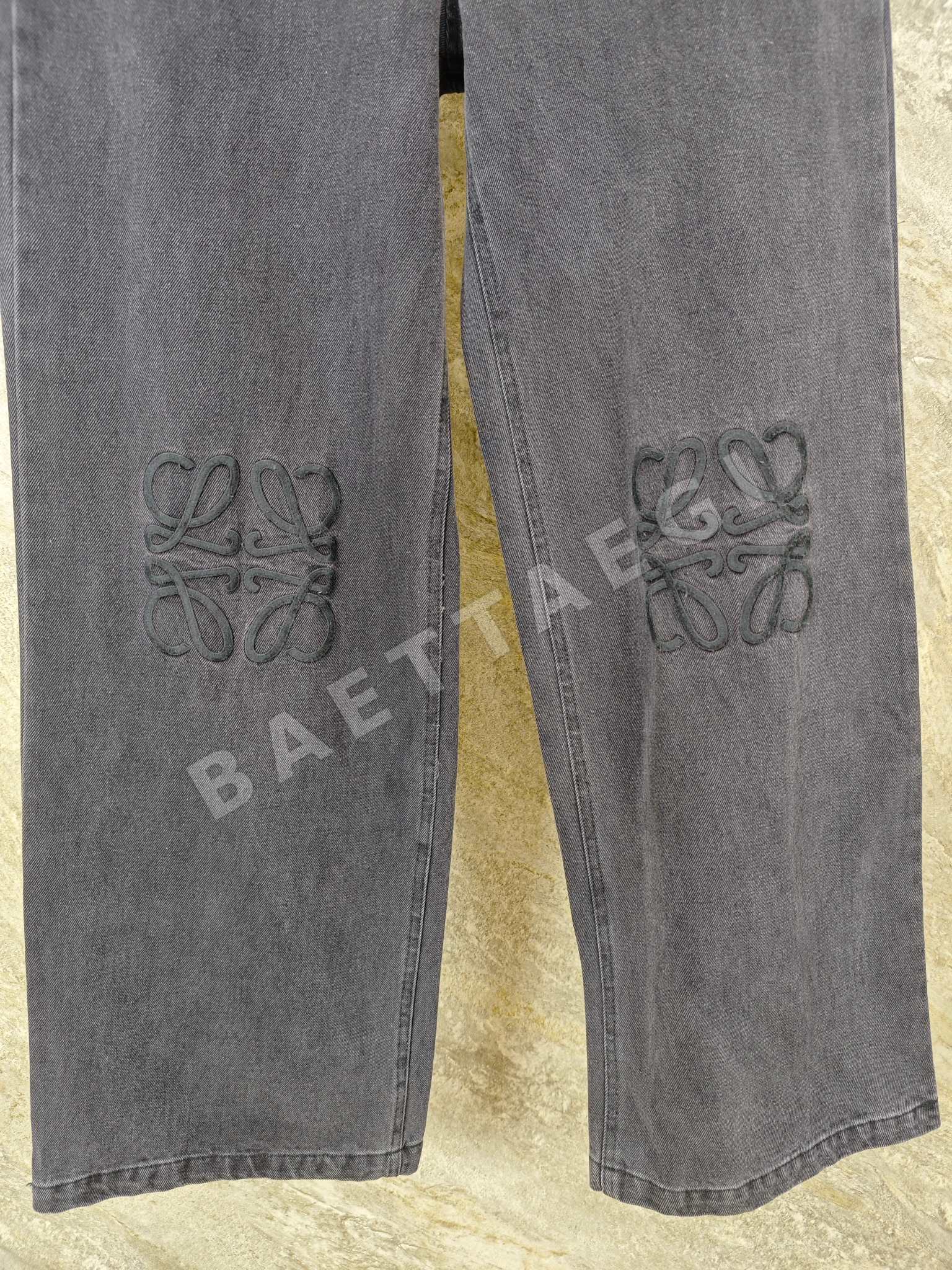 로에베 자수 워시드 데님 남성 바지 상세 이미지 8