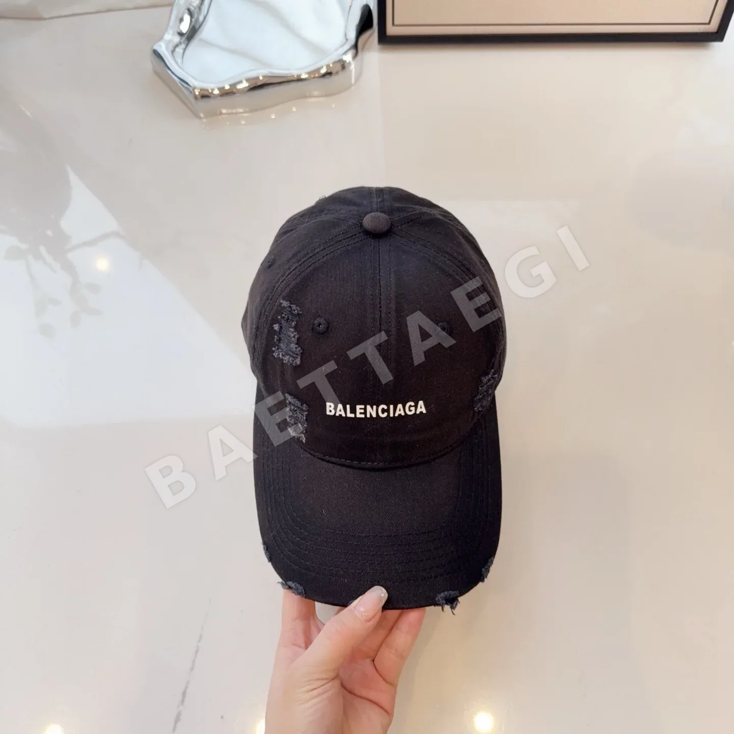 발렌시아가 워싱 데미지 면 야구모자 상세 이미지 7