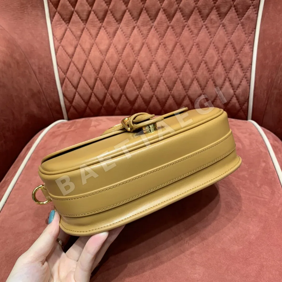 디올 보비 미디엄 가방 상세 이미지 6
