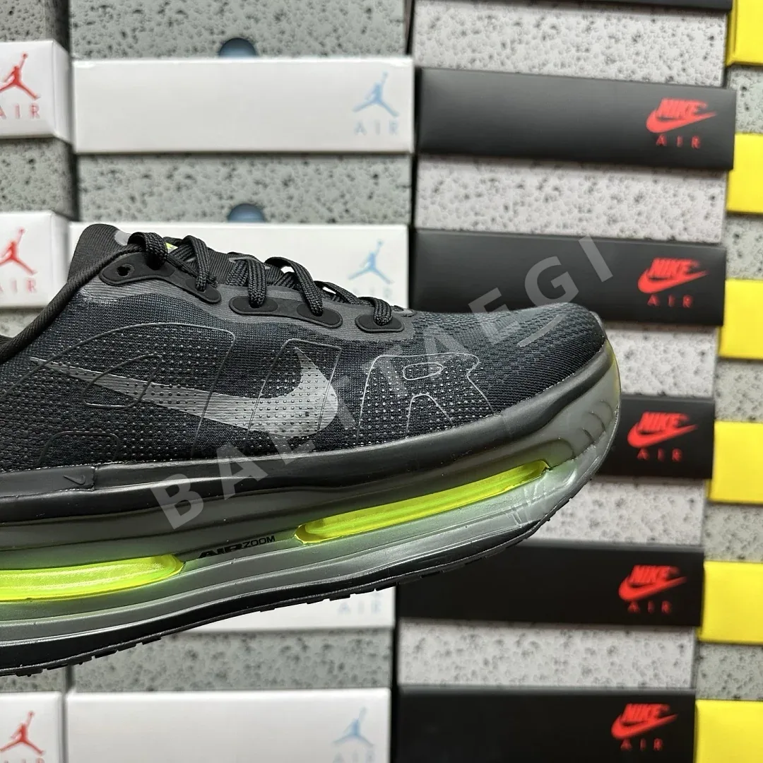 나이키 [M] 보메로 프리미엄 HQ2050-001 201651 Nike Vomero Premium Black Volt 상세 이미지 2