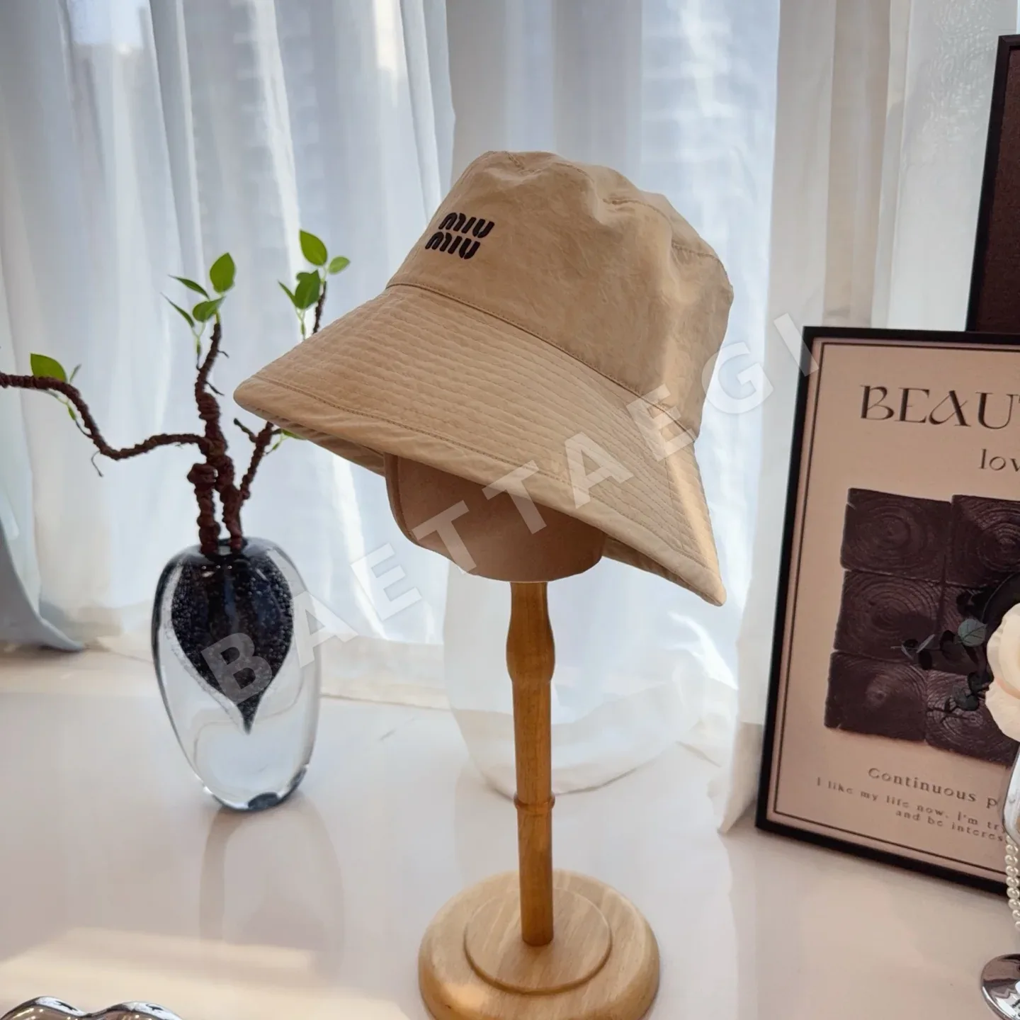 미우미우 모자 81273 Miu Miu Cap
