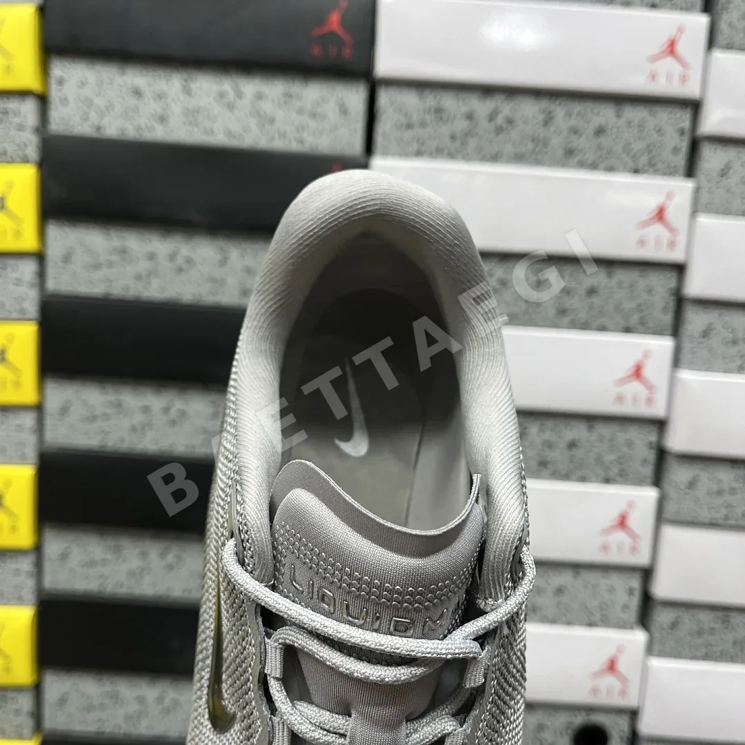 나이키 [EG] 에어 그레이 실버 IQ7634-002 201666 Nike Air Liquid Max 상세 이미지 2