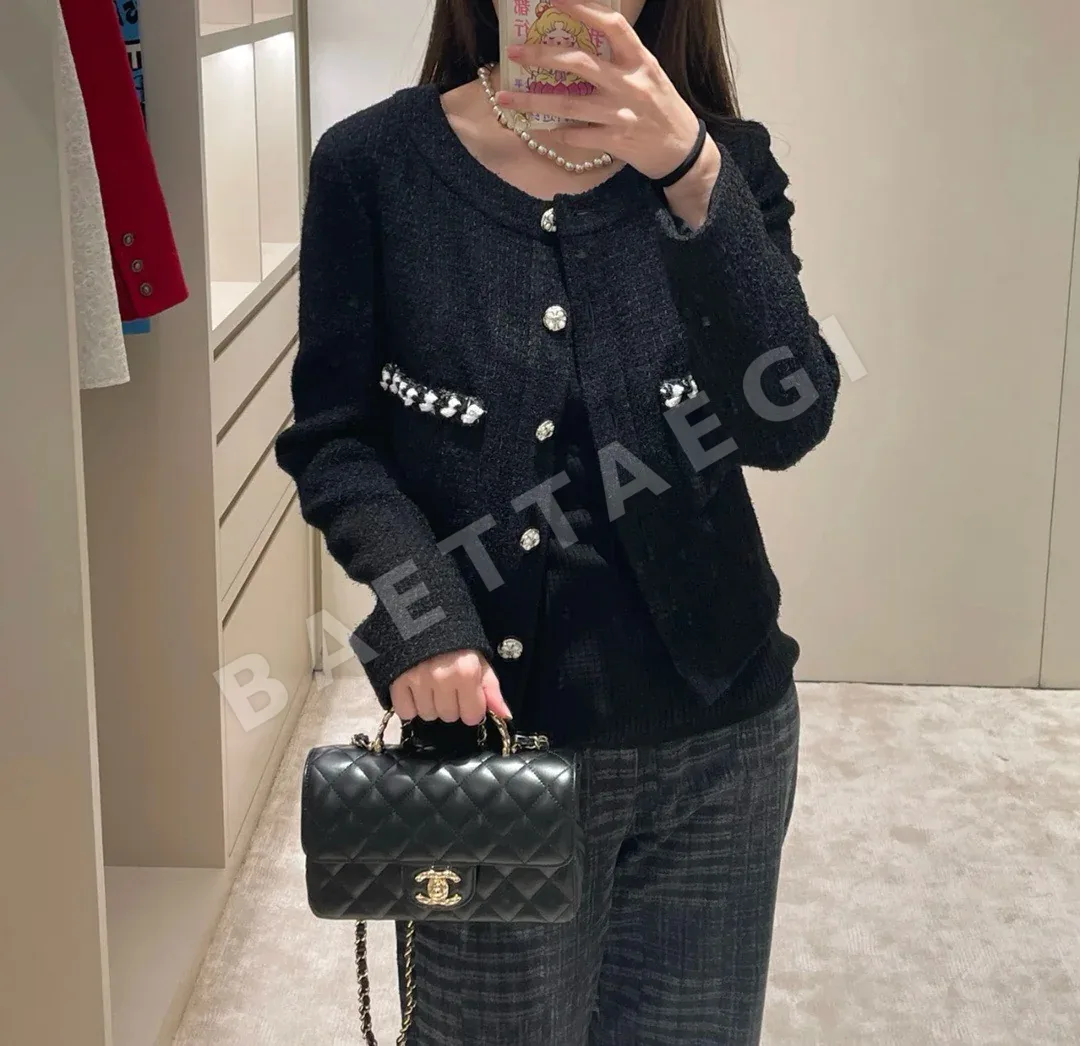 샤넬 크림 램스킨 미니 핸들 가방 상세 이미지 2