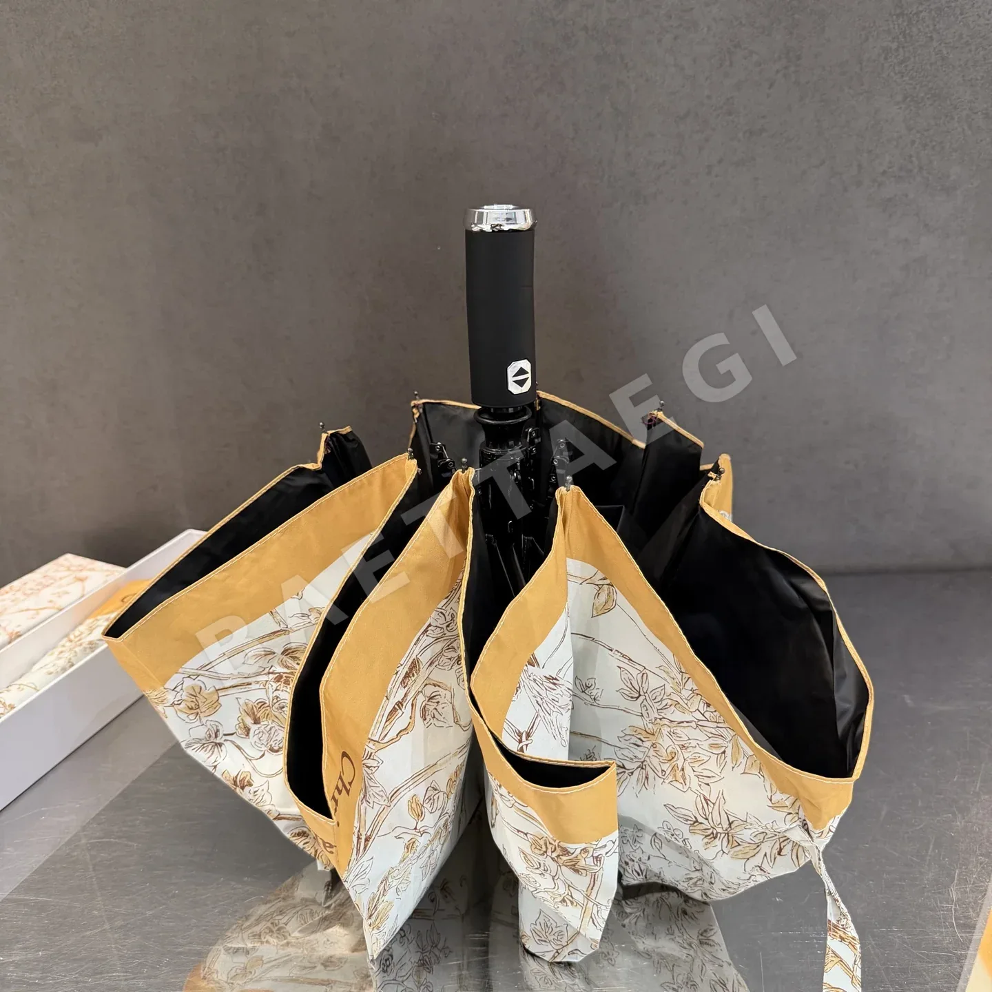 디올 삼단 완전자동 UV 차단 우산 상세 이미지 5