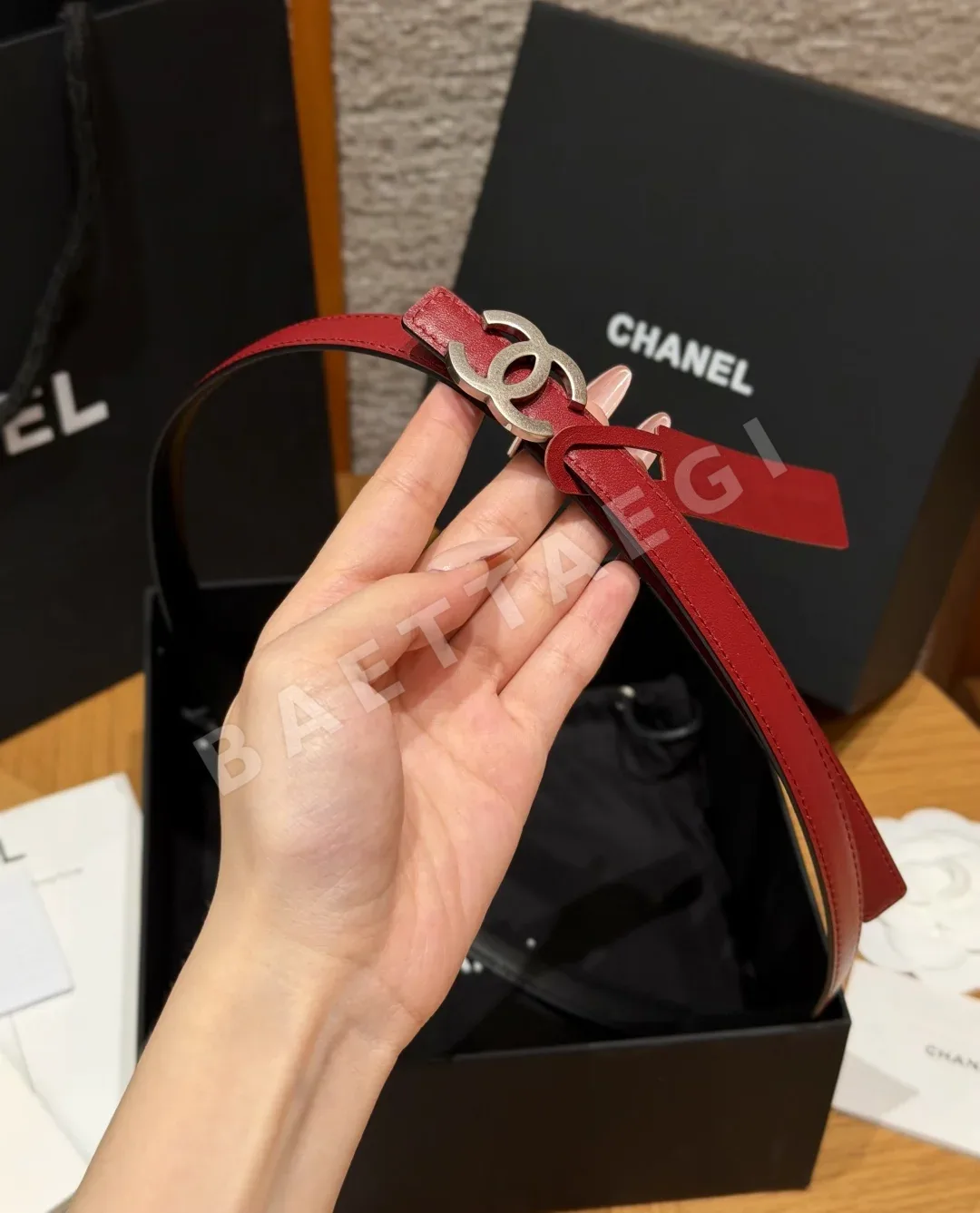 샤넬 더블 C 메탈 장식 리버서블 카프스킨 벨트 상세 이미지 4