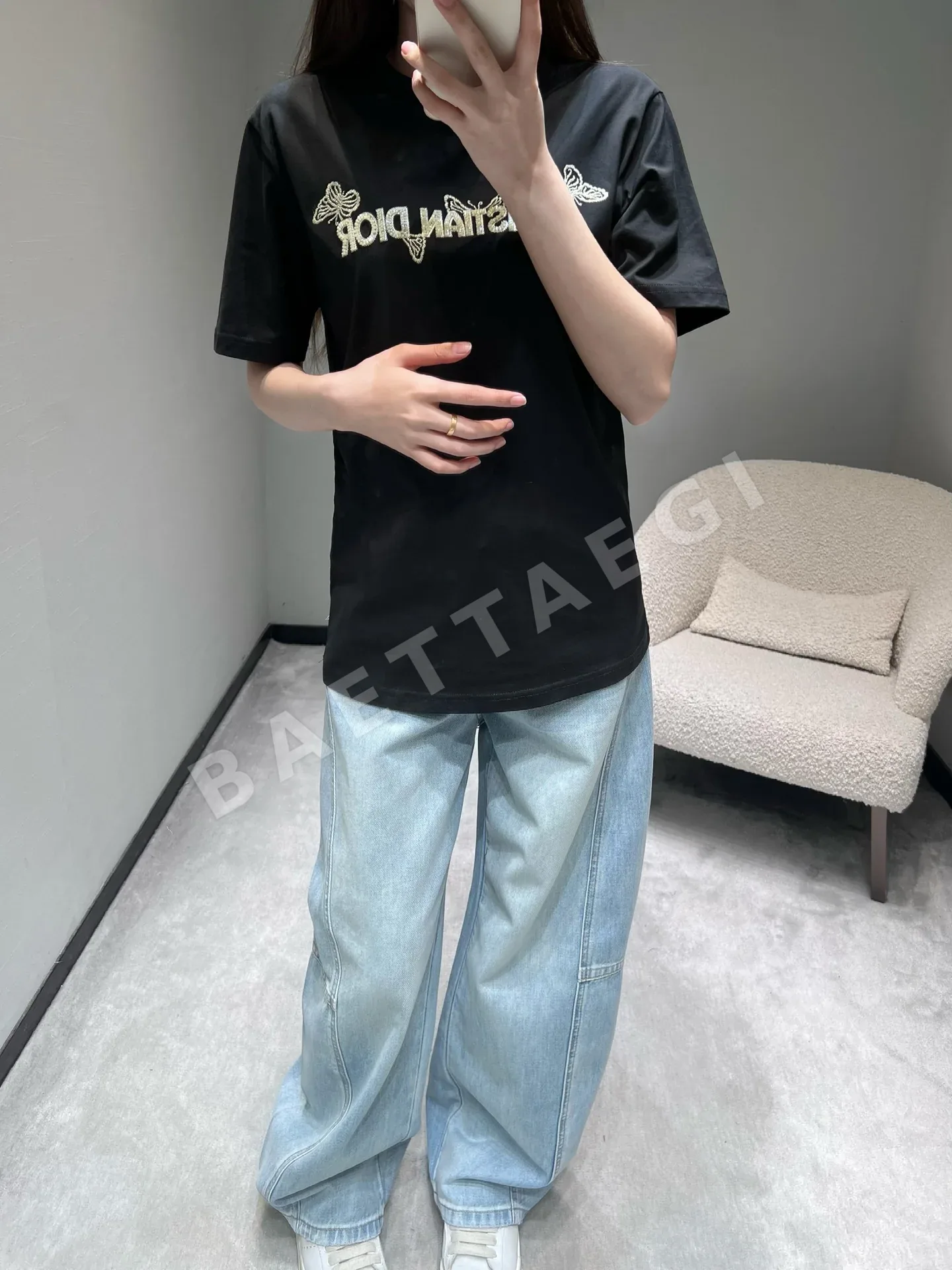 디올 나비 자수 반팔 티셔츠 상세 이미지 8