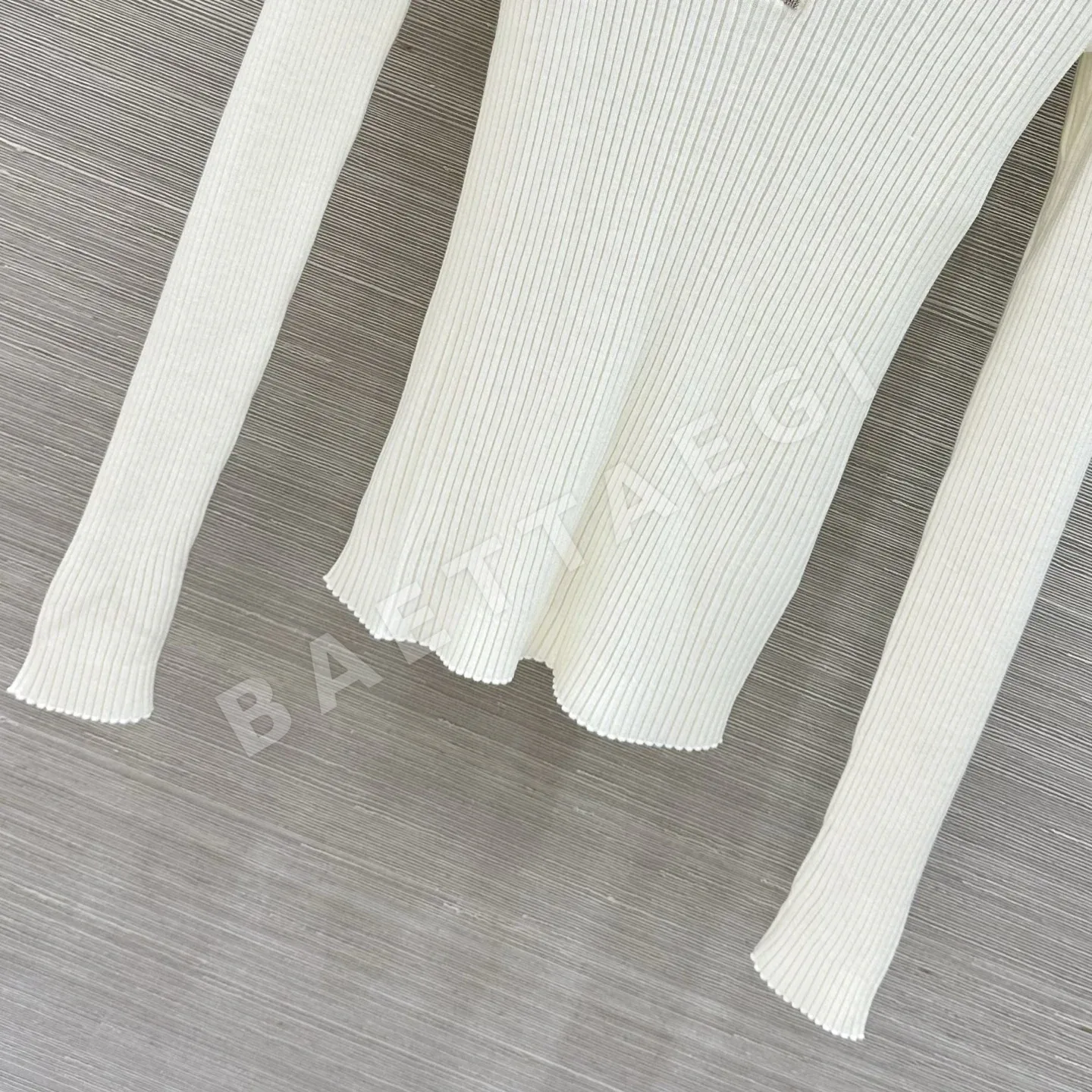 브루넬로쿠치넬리 폴로 카라 체인 스트랩 메리노울 니트 탑 상세 이미지 5