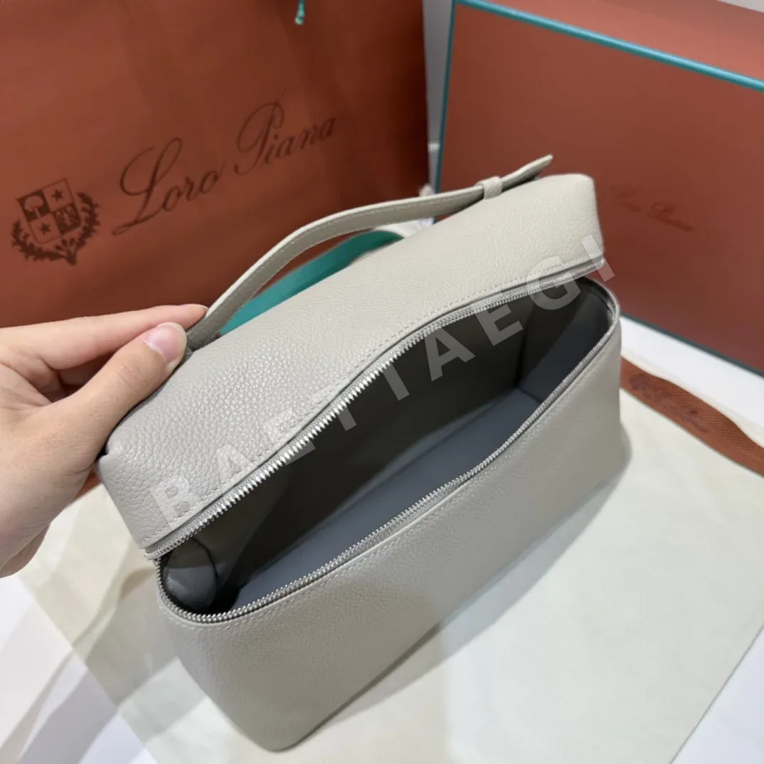 로로피아나 L27 펄 그레이 핸드백 상세 이미지 8