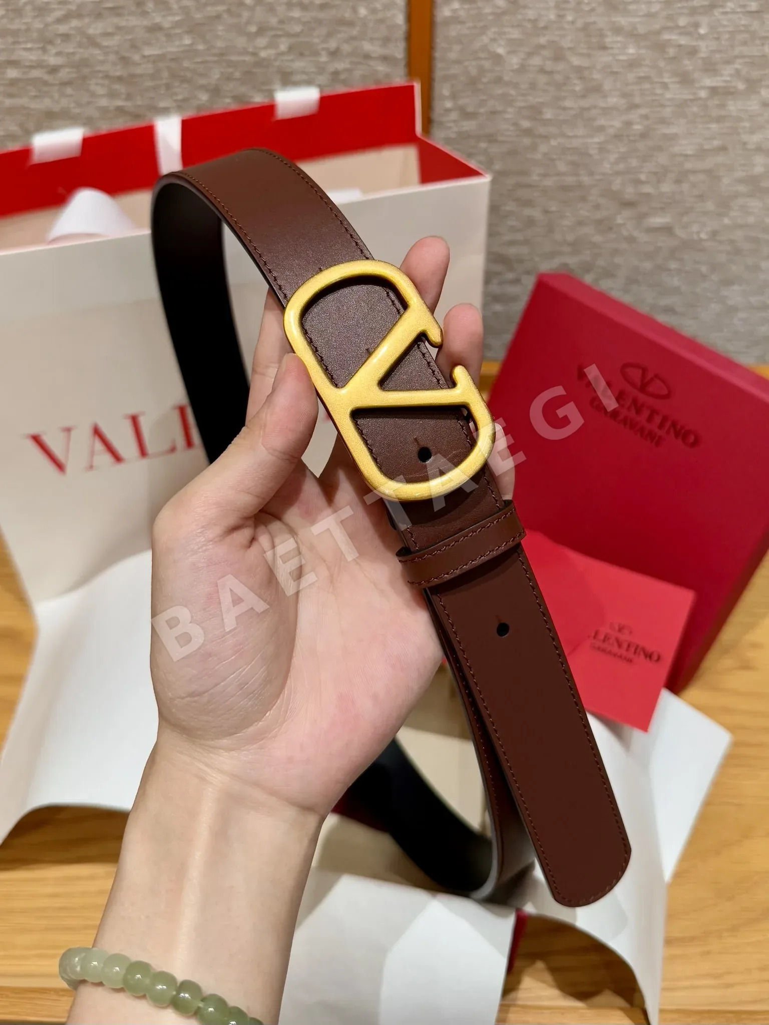 발렌티노 VLOGO 송아지가죽 벨트 상세 이미지 3