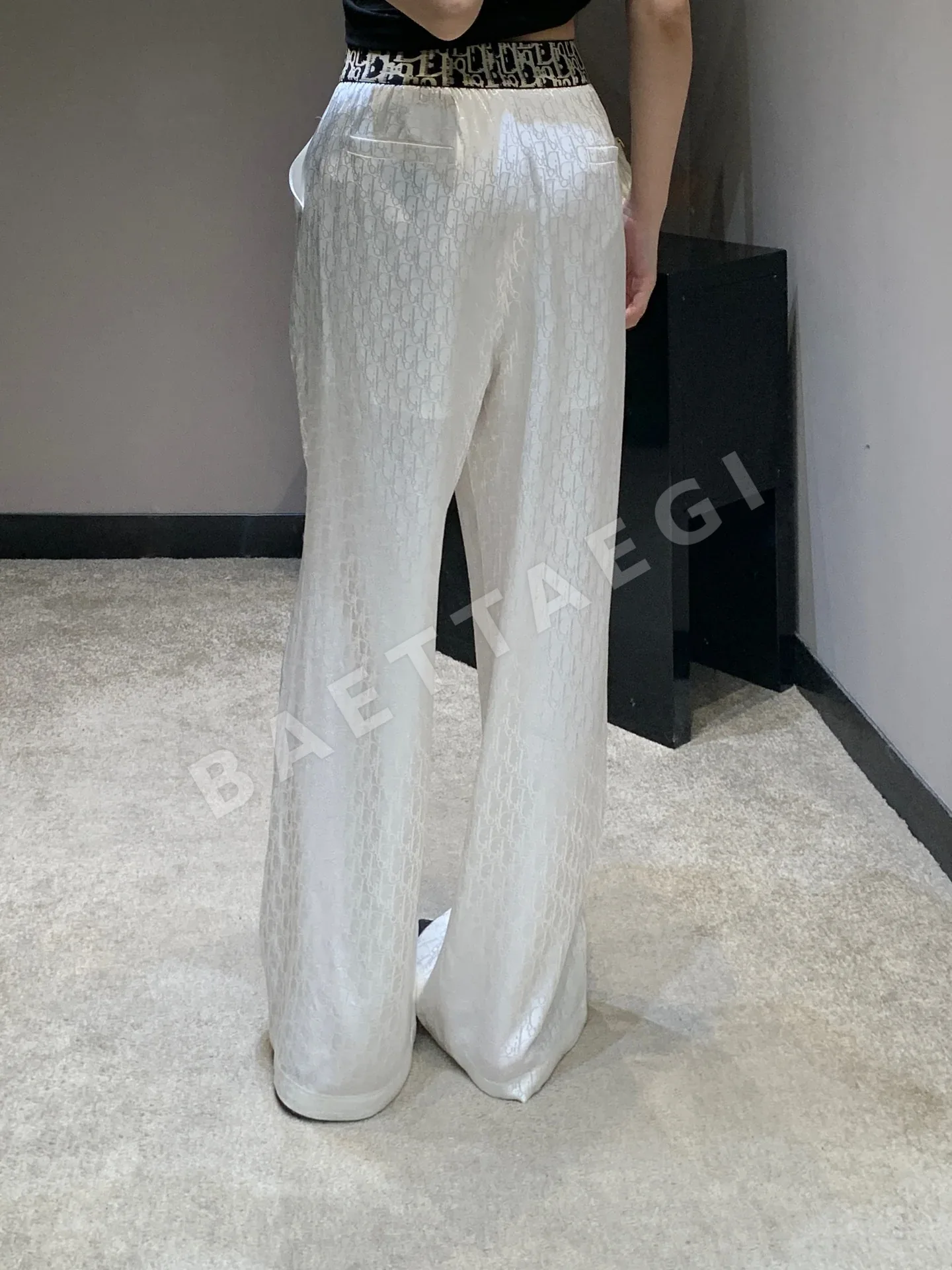 디올 오블리크 모노그램 와이드 레그 여성 바지 상세 이미지 3