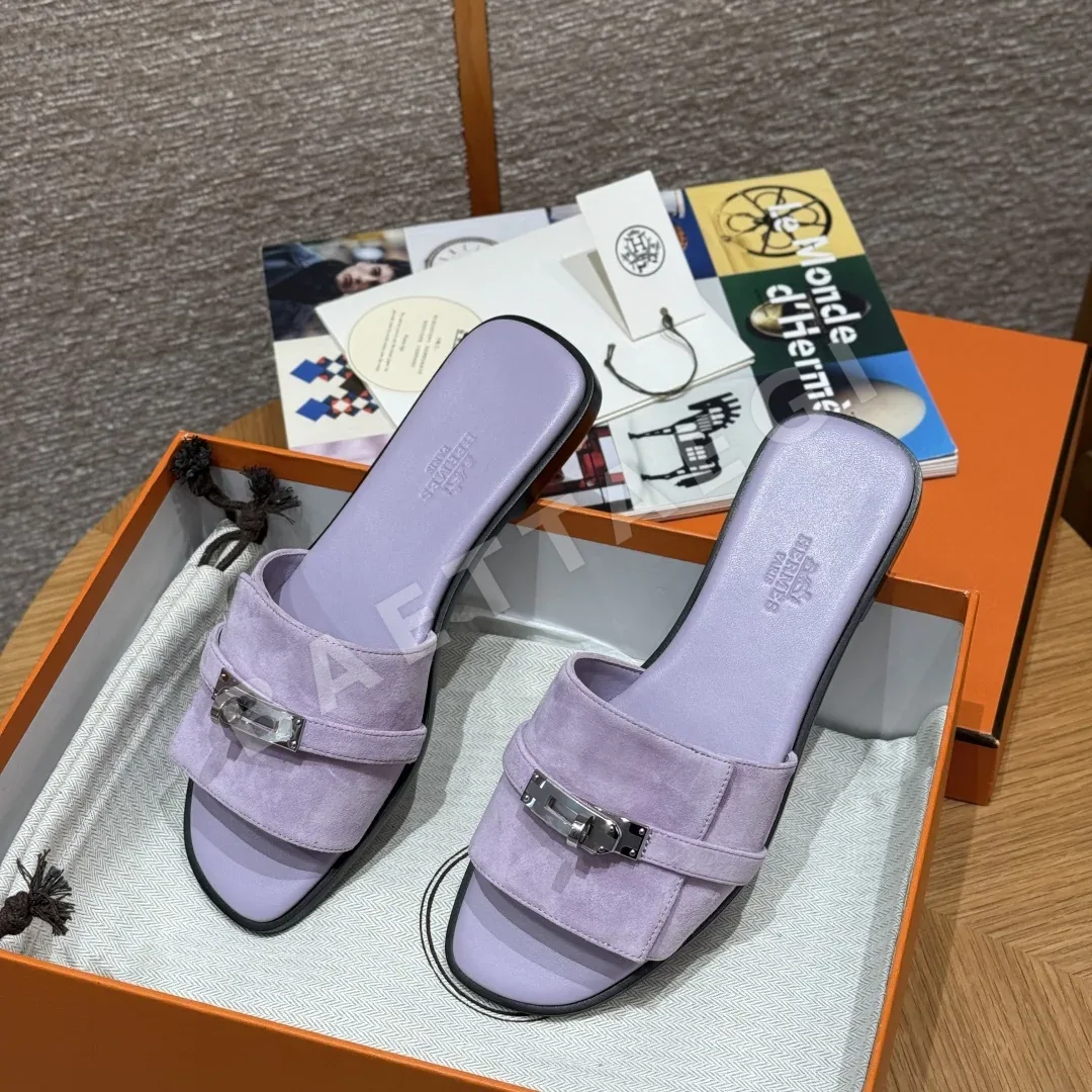 에르메스 줄리아 샌들 8498
