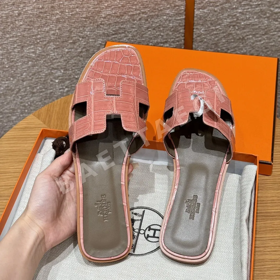 에르메스 오란 샌들 악어가죽 여성 샌들 상세 이미지 5