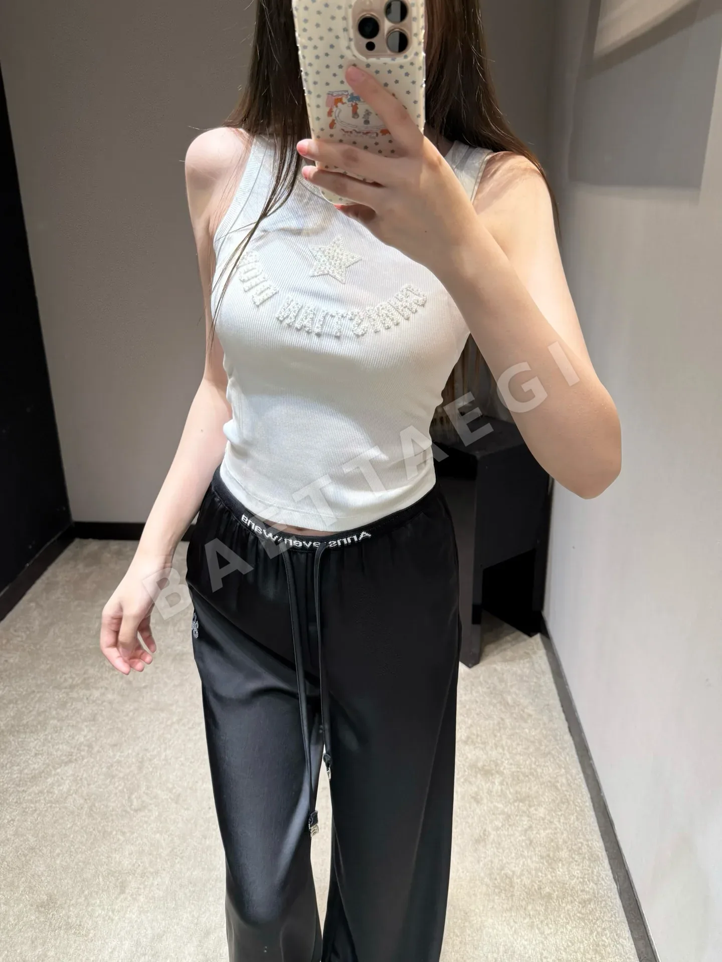 디올 비즈 별 장식 여성 반팔 티셔츠 136829