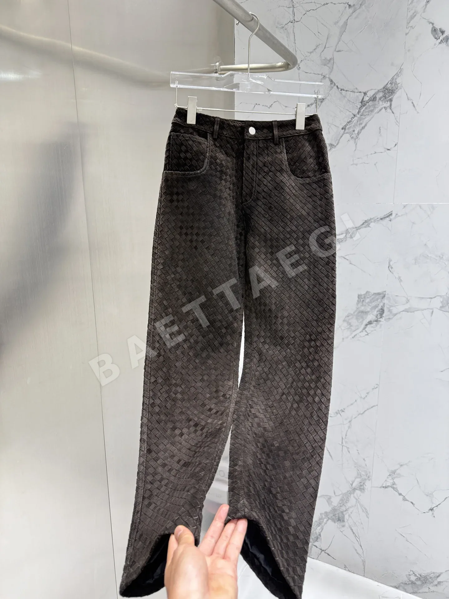 보테가베네타 램스킨 와이드 가죽 바지 상세 이미지 2