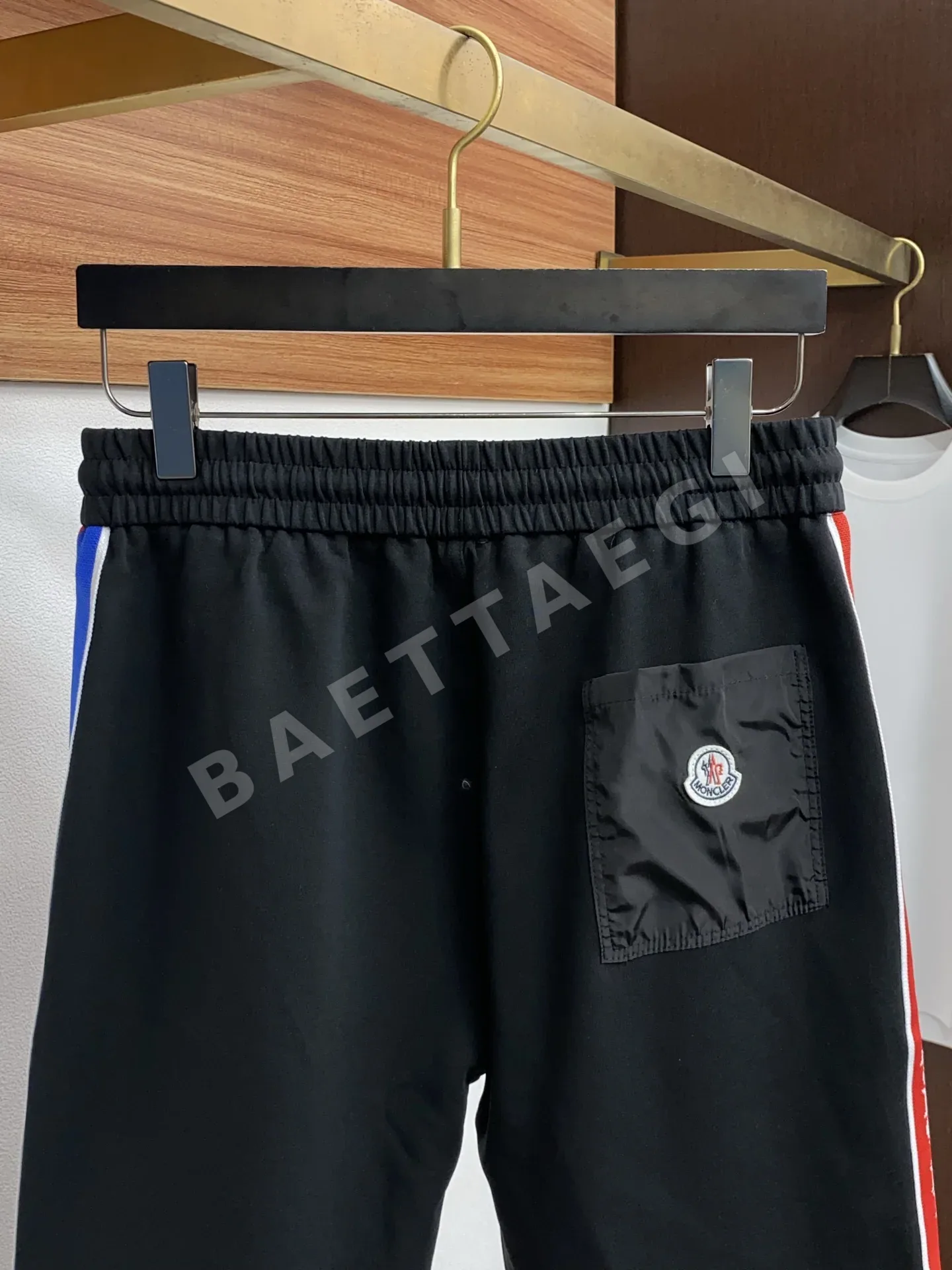 몽클레르 오리지널 핏 린넨 반바지 상세 이미지 10