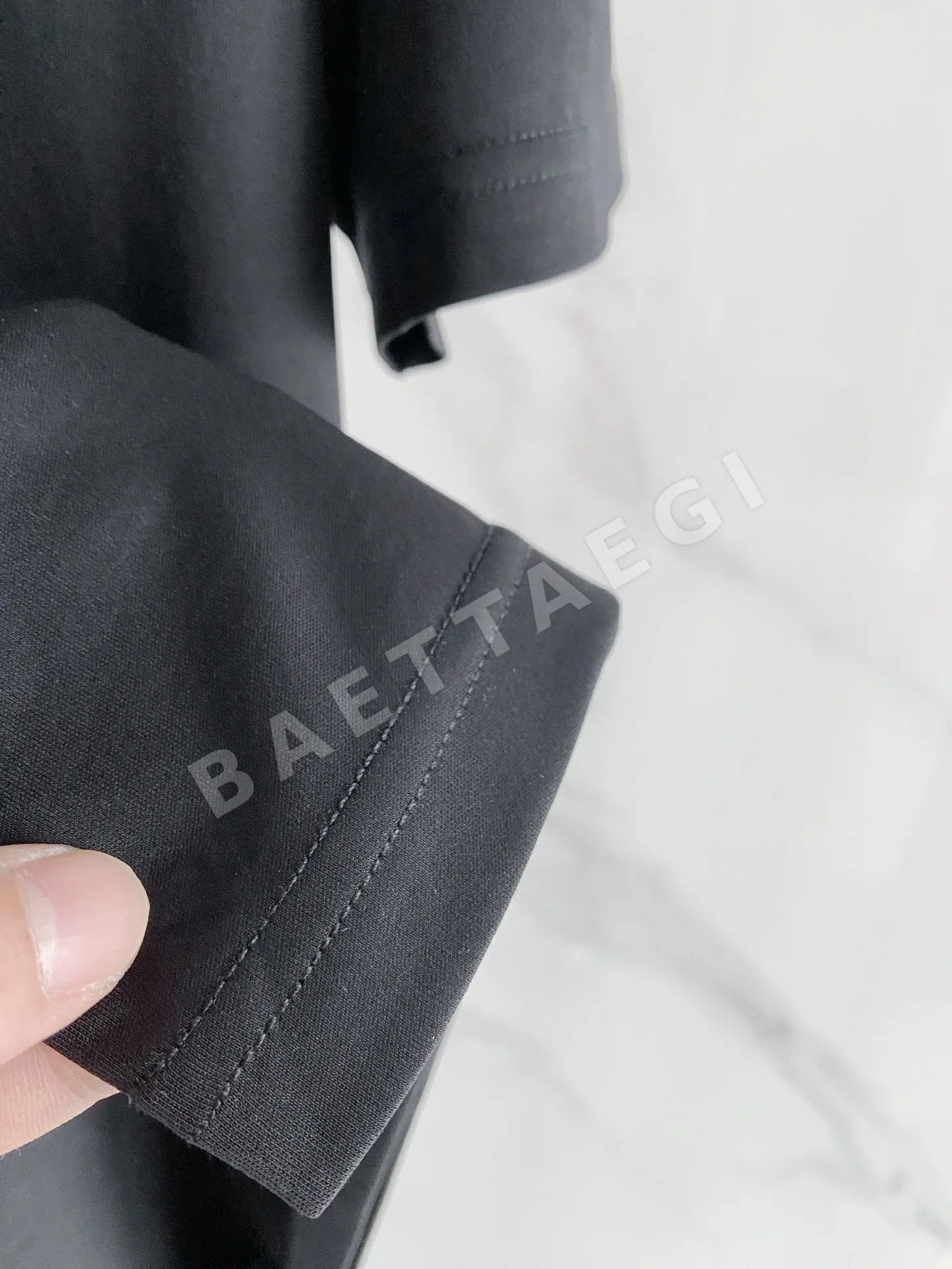 디올 로고 장식 남성 크루넥 반팔 티셔츠 상세 이미지 7