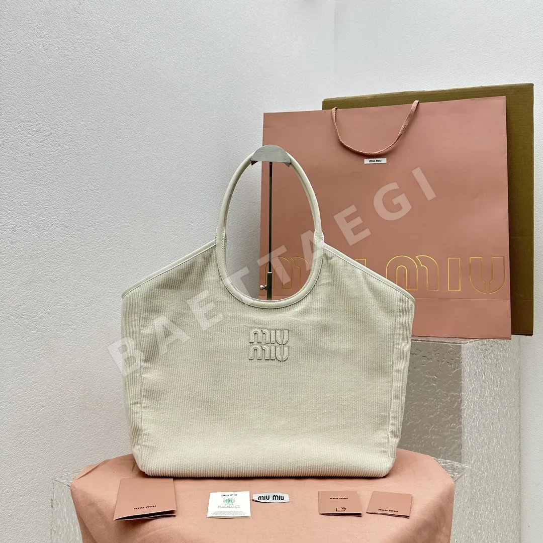 미우미우 코듀로이 언더암백 68168
