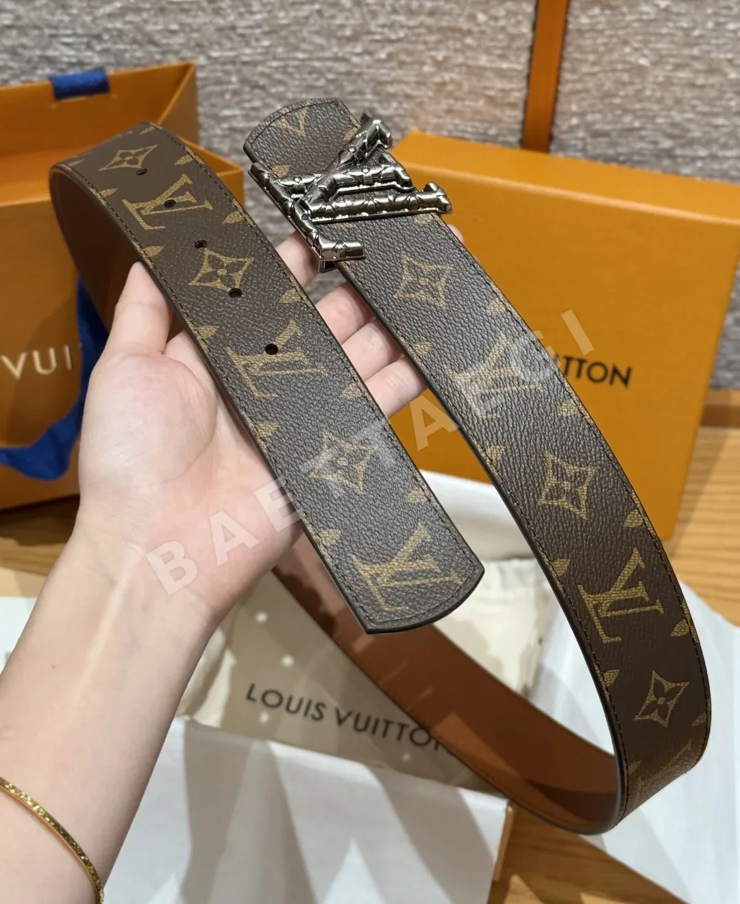 루이비통 디멘션 40mm 리버시블 벨트 상세 이미지 5