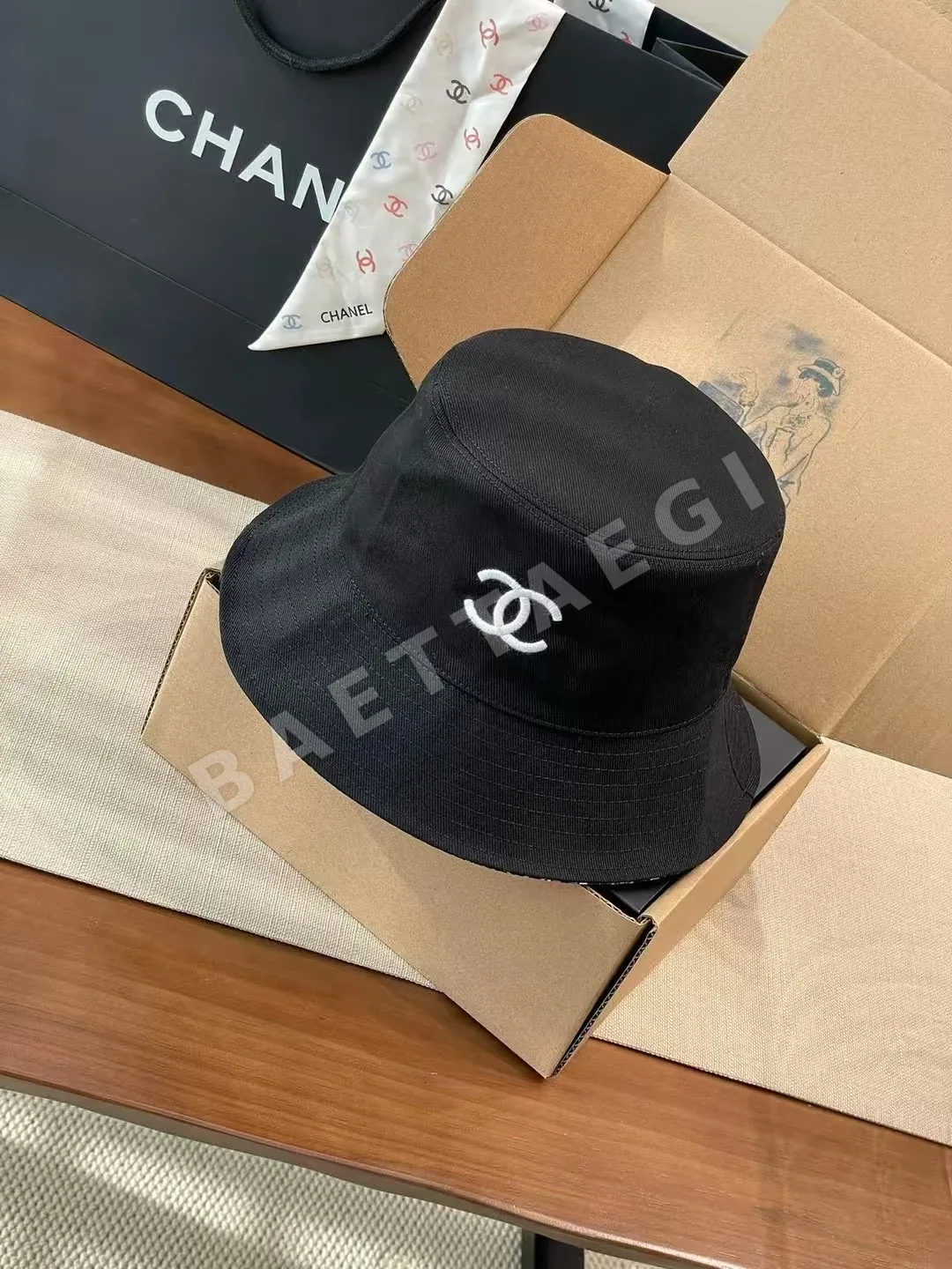 샤넬 그래피티 어부 모자 82901