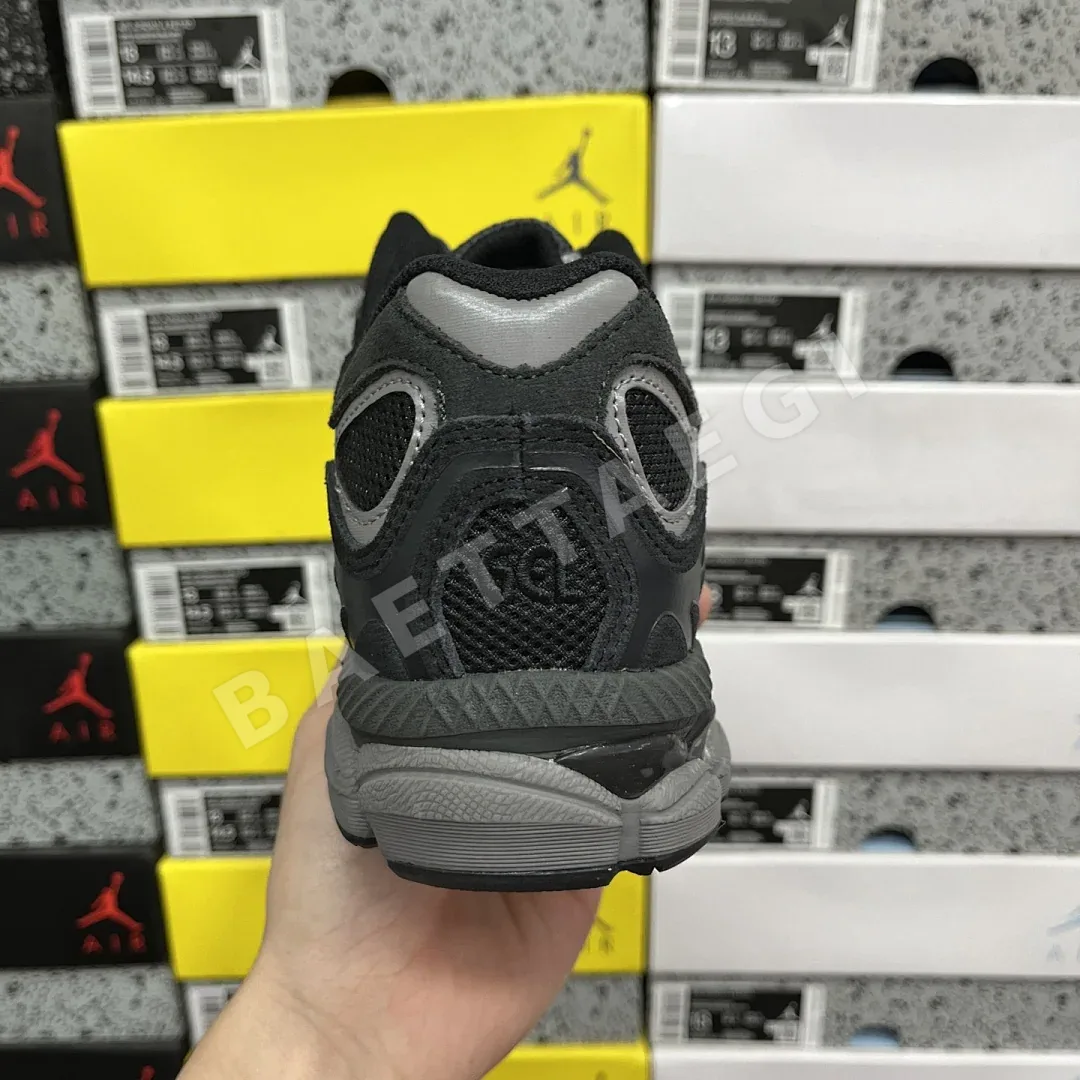 아식스 [ZC] 젤 NYC 1201A789-020 200328 Asics Gel-NYC Graphite Grey Black 상세 이미지 4