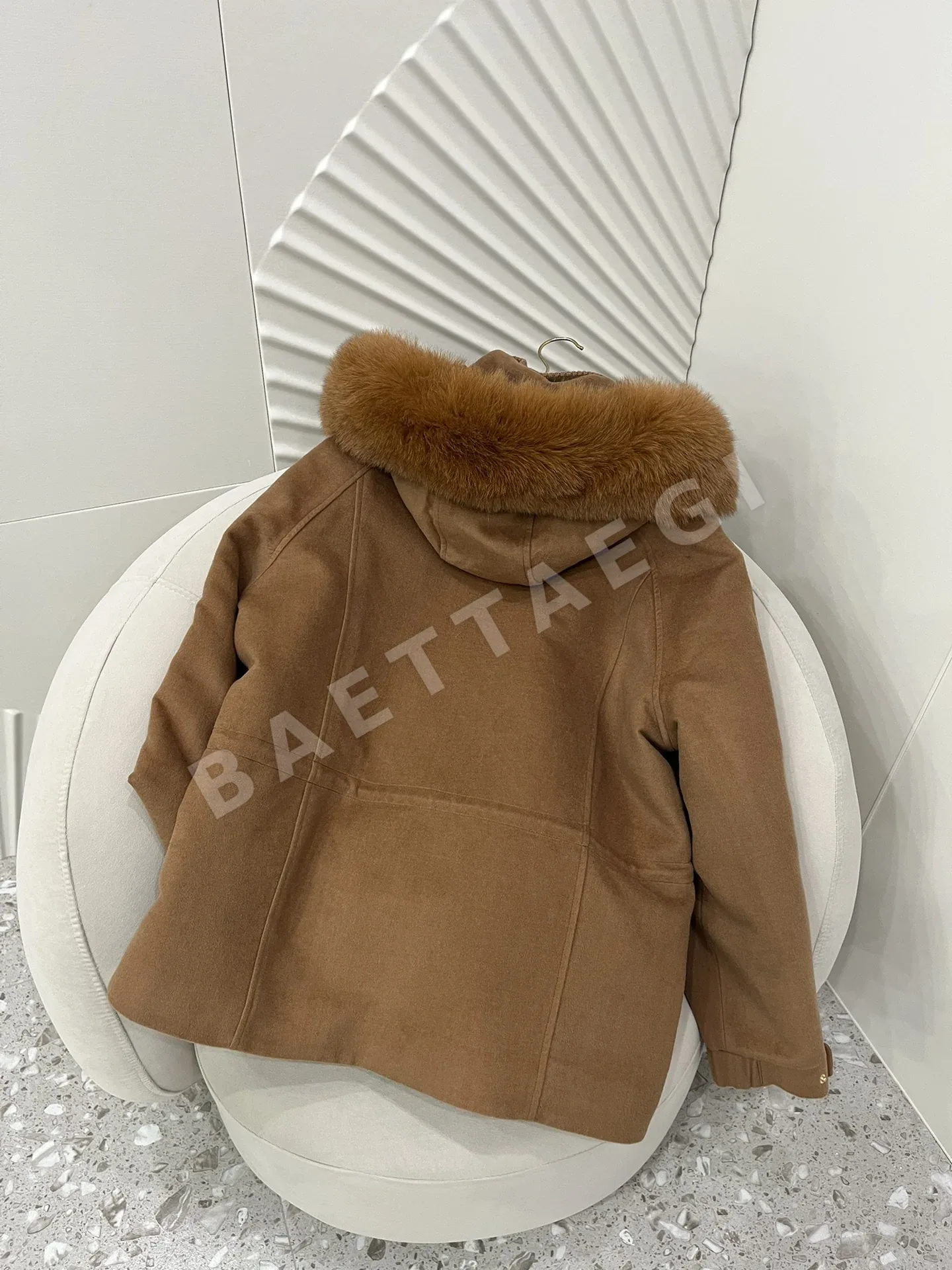 프라다 스퀘어 미니 토트백 상세 이미지 5