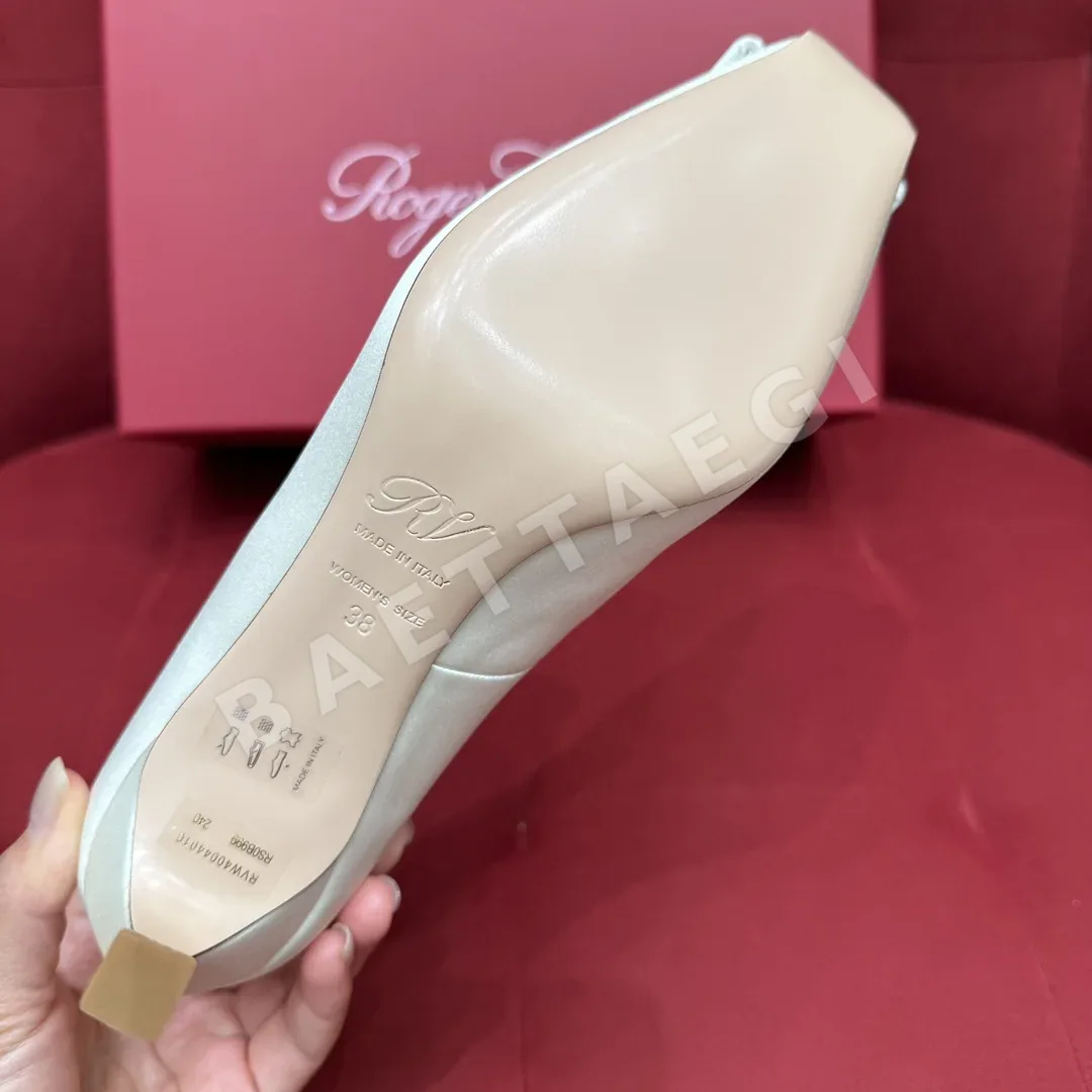 로저비비에 트롬펫 플레어 힐 펌프스 5SN90 상세 이미지 8