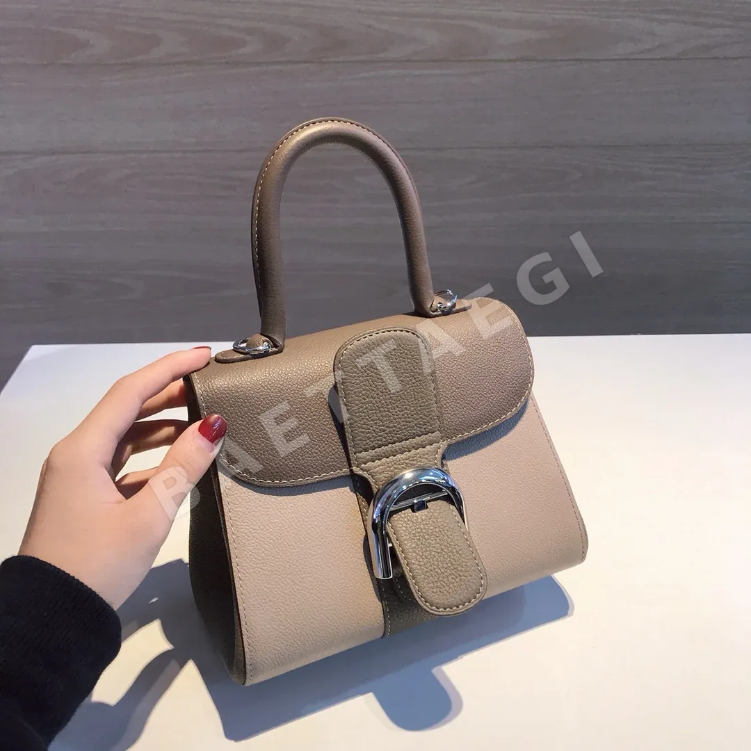 델보 오리지널 브릴리언트 토고 가죽 숄더백 상세 이미지 2