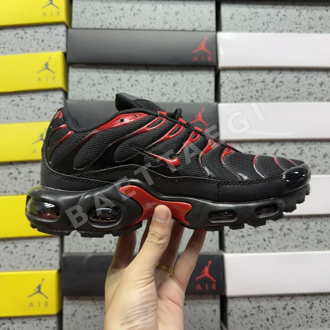 나이키 [BD] 에어 맥스 플러스 CU4864-001 201860 Nike Air Max Plus Bred 상세 이미지 8