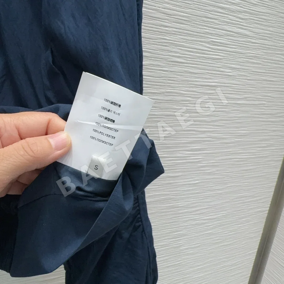 프라다 질감 소재 여성 자켓 상세 이미지 7