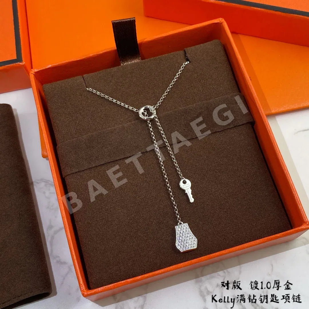 에르메스 18K 골드 자물쇠 열쇠 목걸이 상세 이미지 4