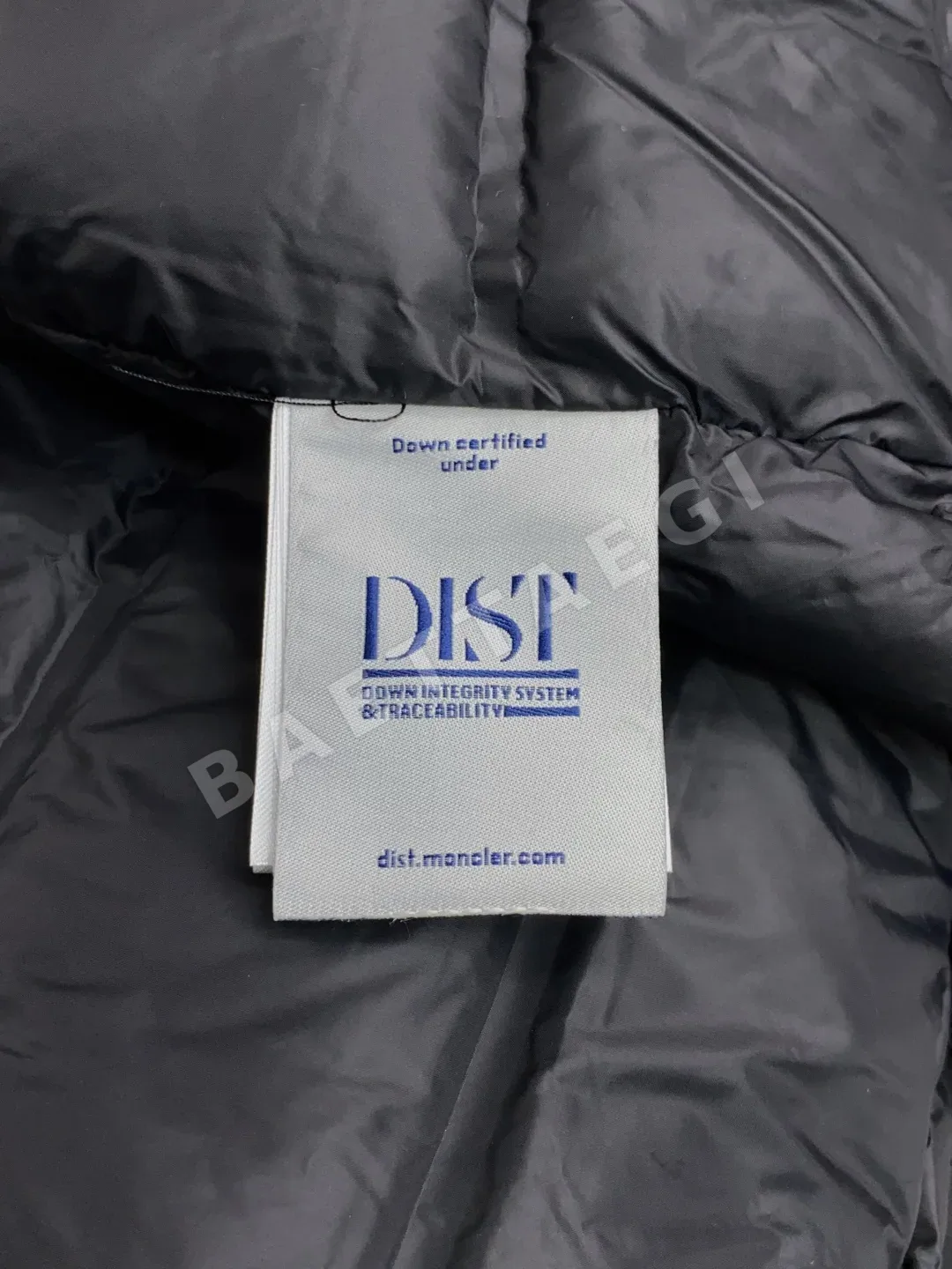 몽클레르 남성 패딩 상세 이미지 8