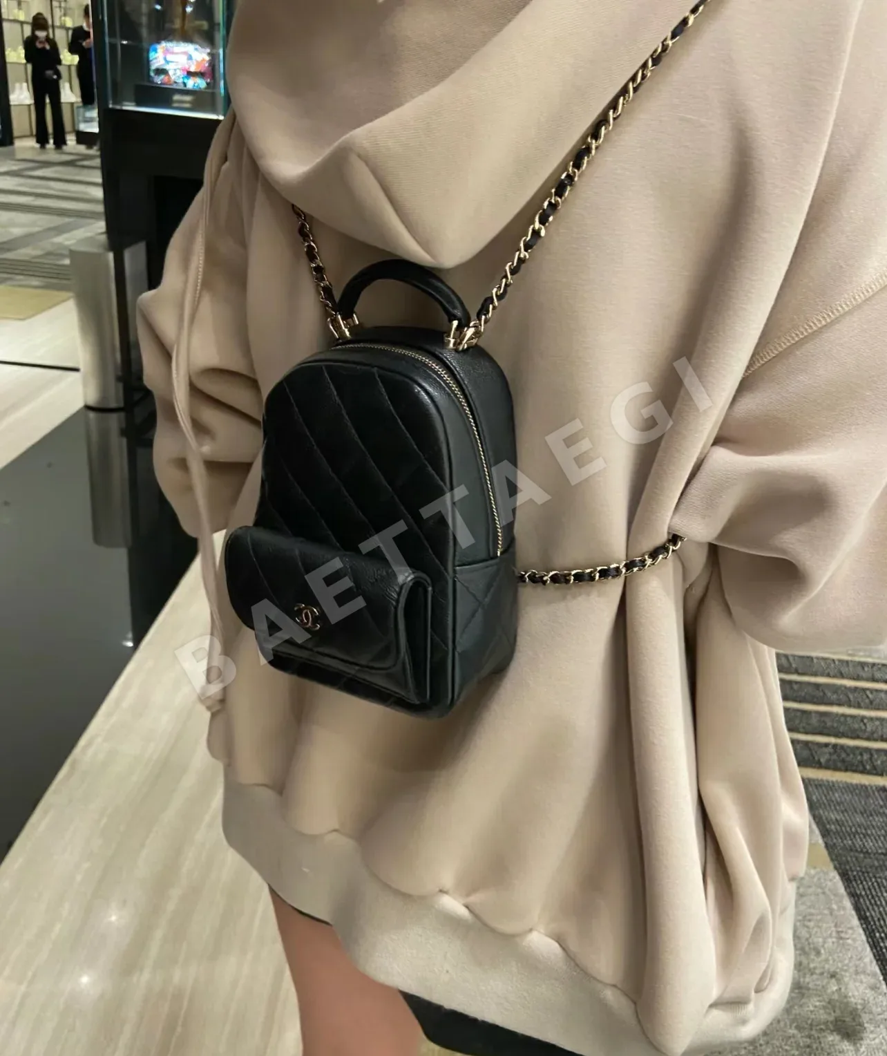 샤넬 24C 미니 백팩 상세 이미지 7