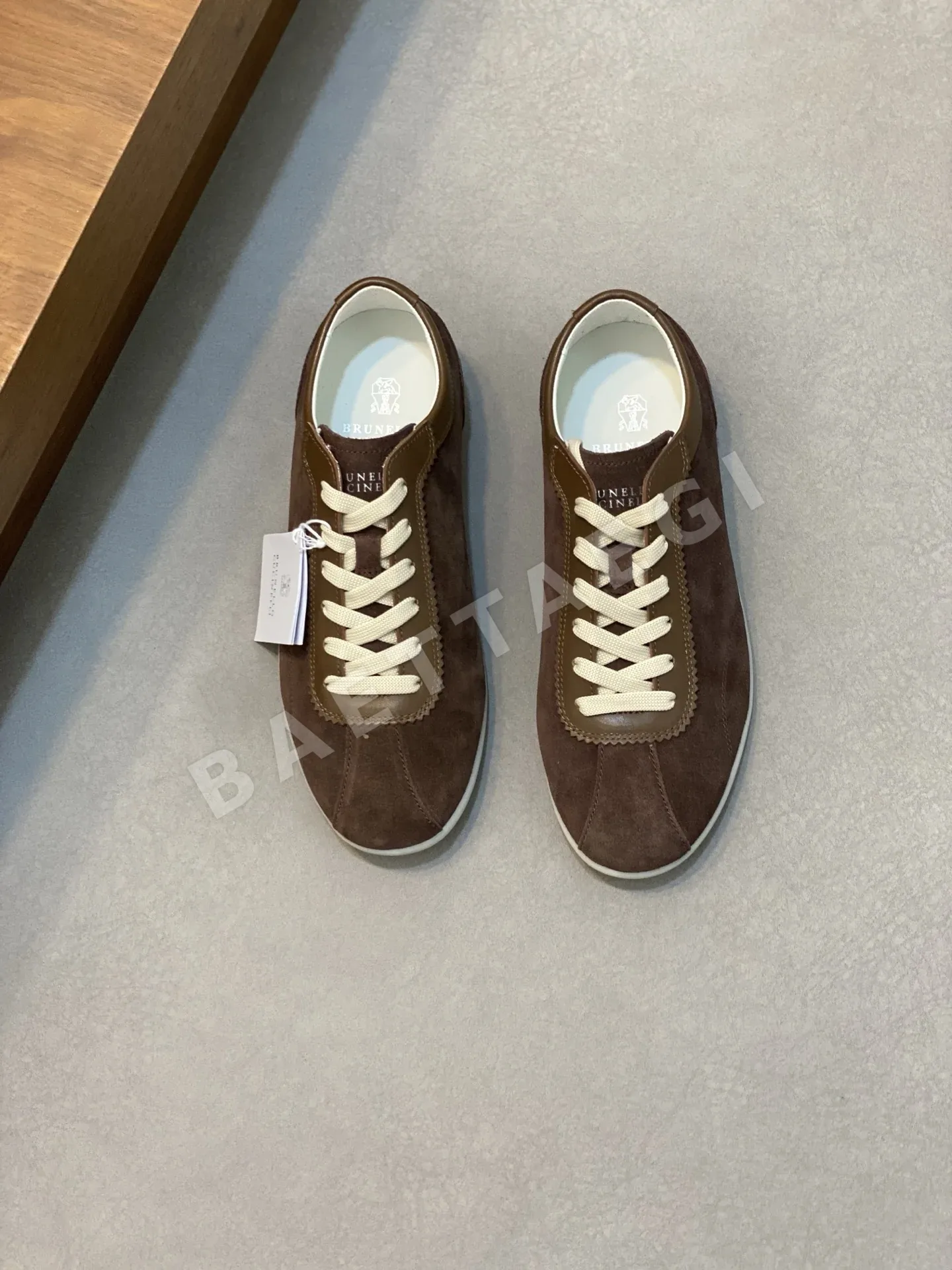 브루넬로쿠치넬리 워시드 스웨이드 러버솔 신발 140319