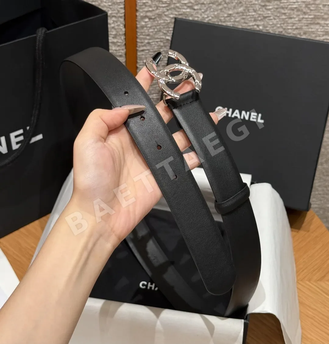 샤넬 클래식 더블 C 가죽 벨트 상세 이미지 4