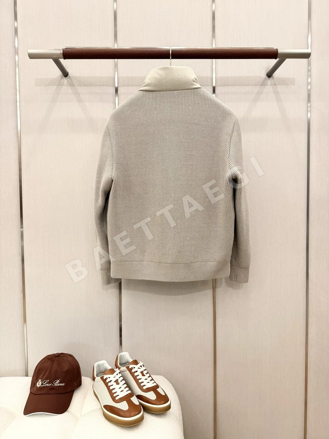 로로피아나 울 배색 남성 패딩 재킷 상세 이미지 9
