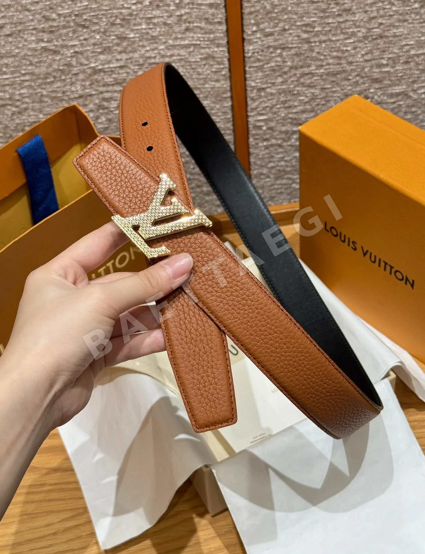 루이비통 스테인리스 스틸 버클 가죽 벨트 상세 이미지 9