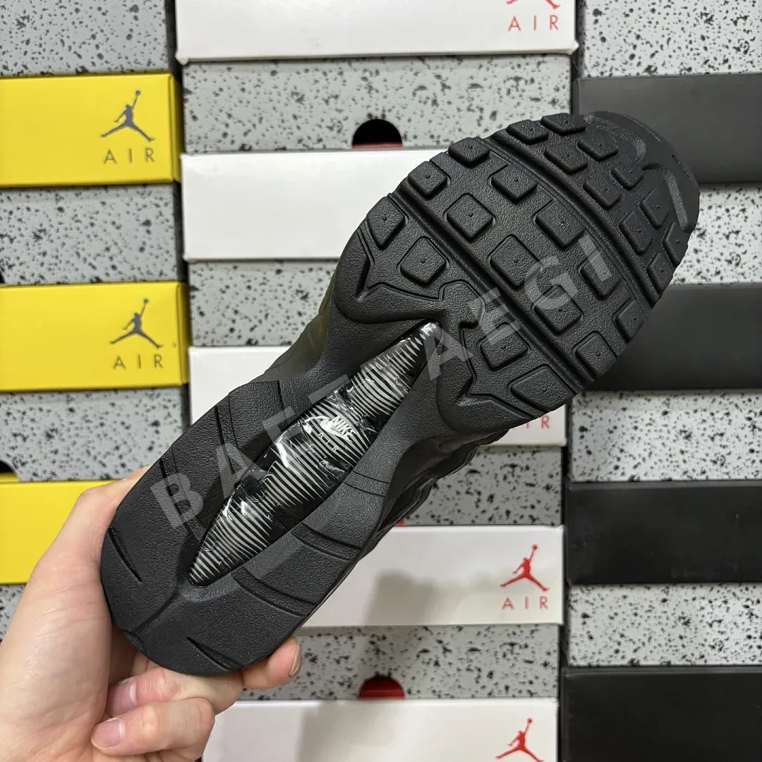 나이키 [GX] 에어 맥스 95 IR1474-010 201774 Nike Air Max 95 Big Bubble Black Carbon 상세 이미지 10