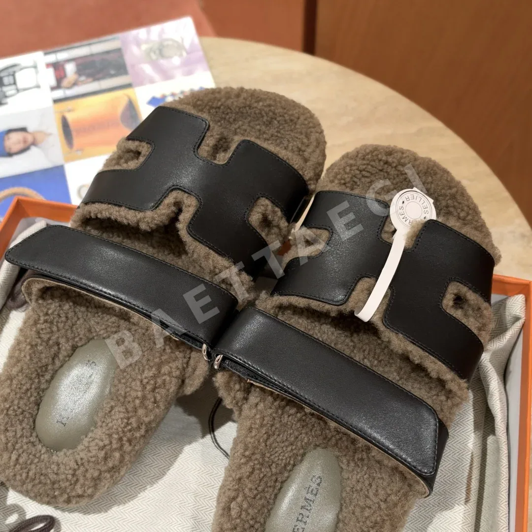 에르메스 시프르 샌들 블랙 램 울 상세 이미지 2