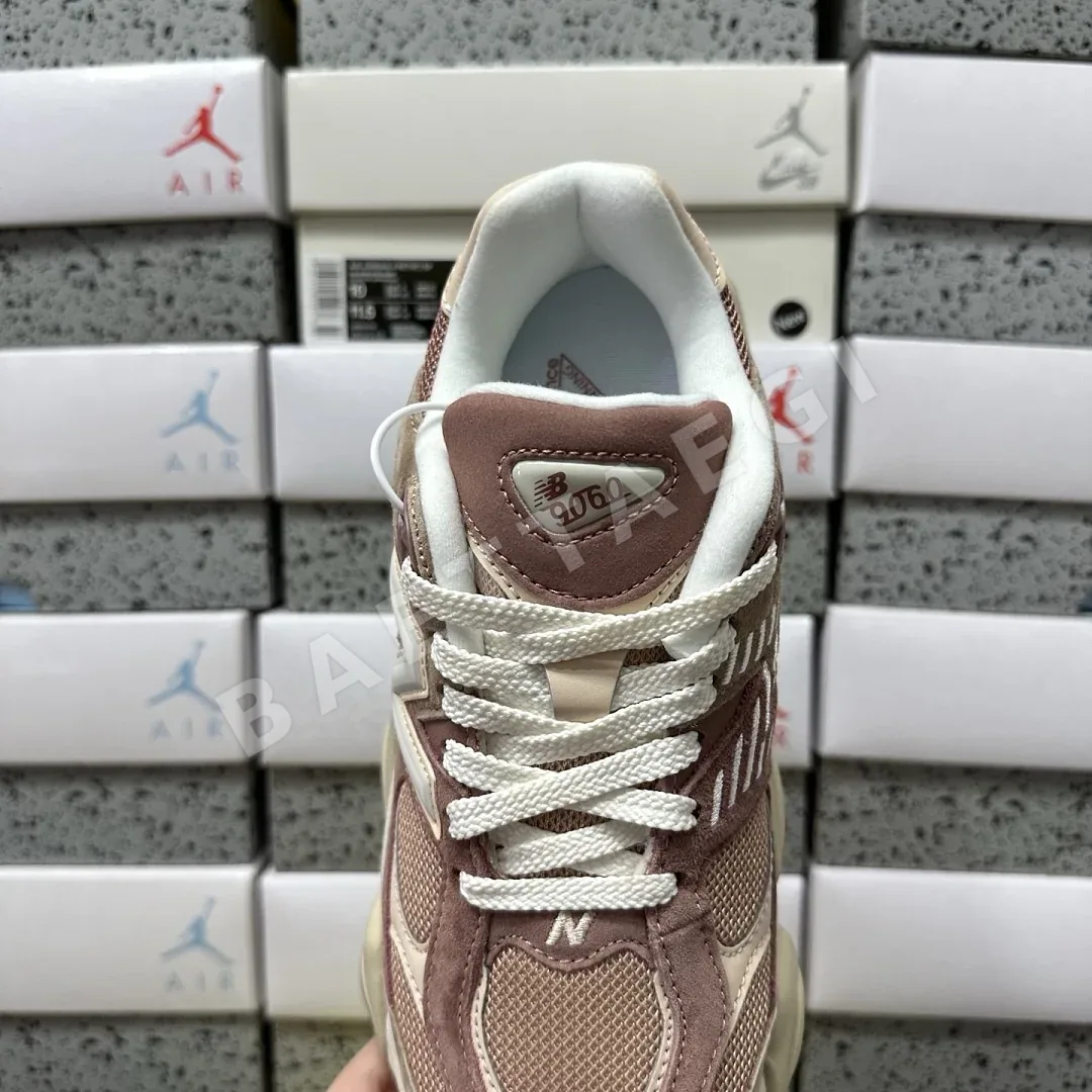 뉴발란스 [C] 9060 202166 New Balance 9060 9060EEH 상세 이미지 3