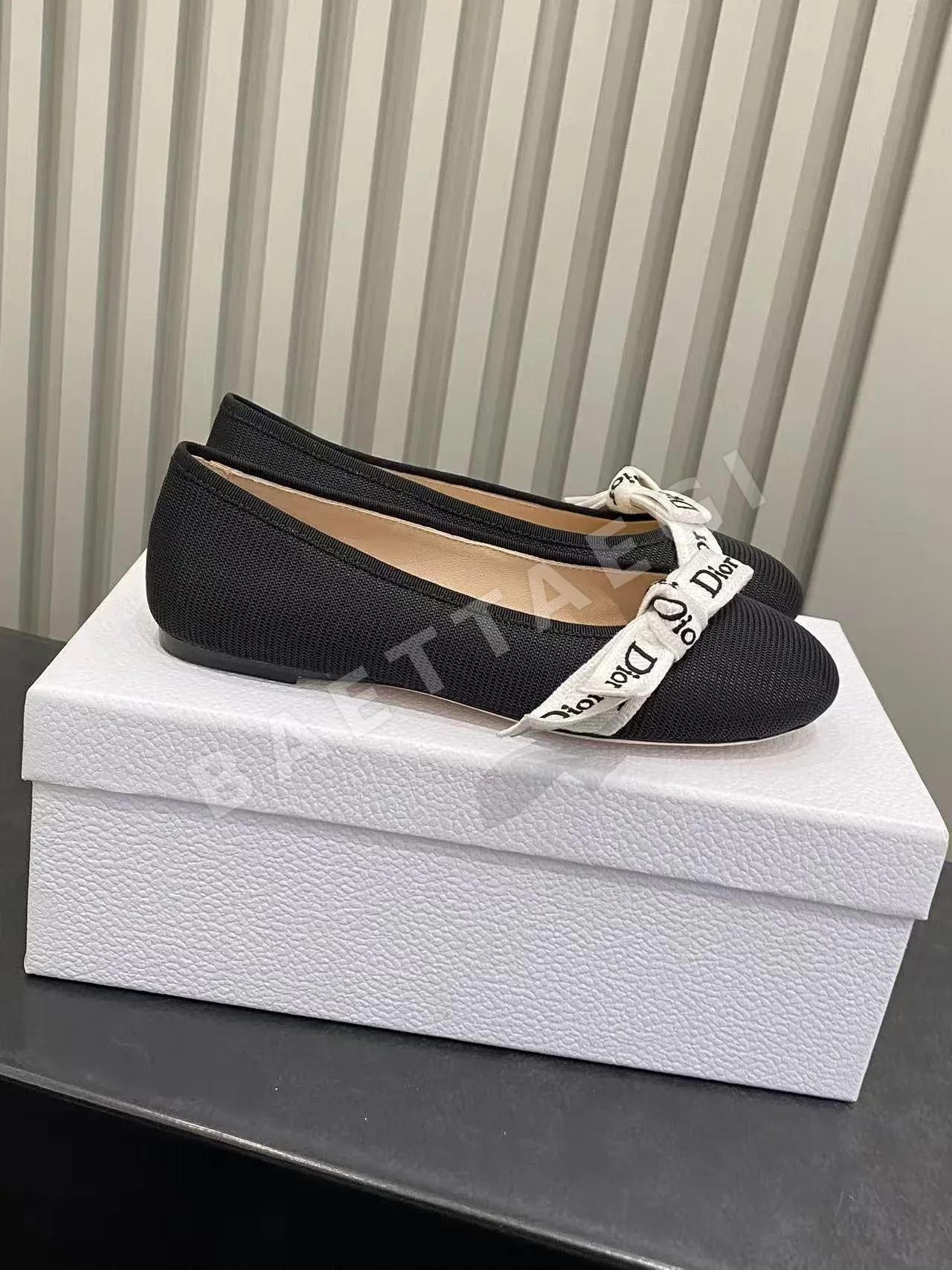 디올 리본 메리제인 발레 슈즈 95732