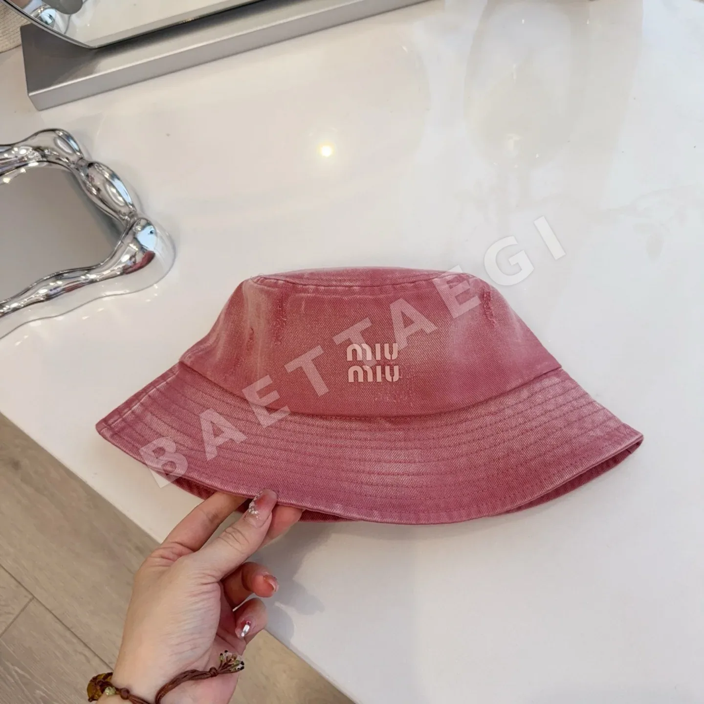 미우미우 모자 80897 Miu Miu Cap 상세 이미지 7