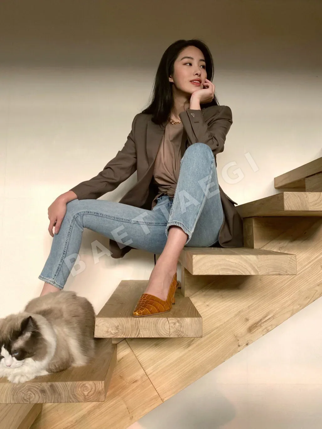 베르사체 메두사 모티브 황동 링 목걸이 상세 이미지 2