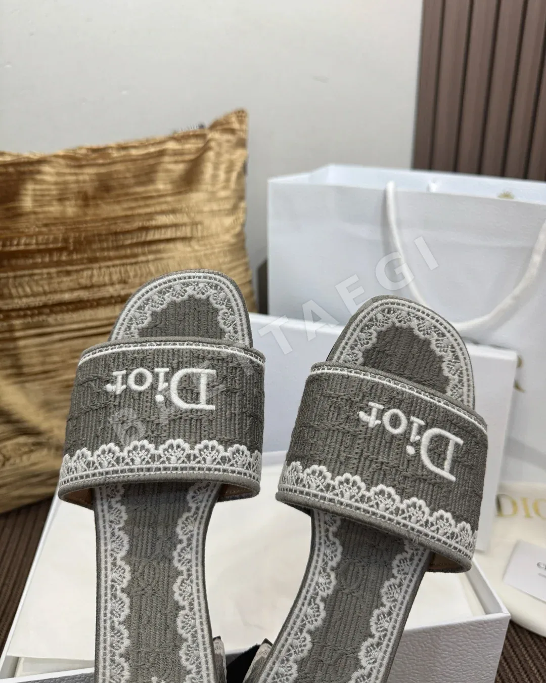 디올 신발 상세 이미지 7