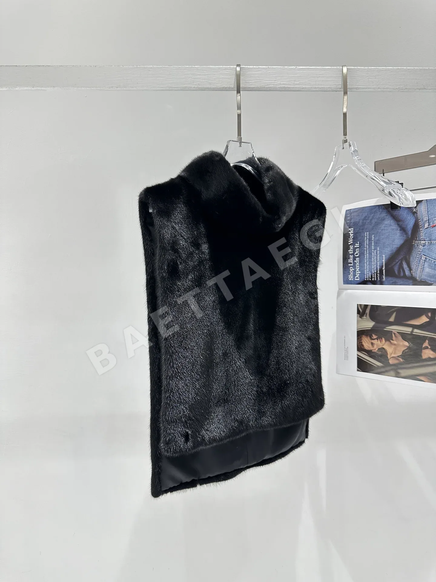 더로우 앞뒤 착용 가능한 숄 스타일 밍크 조끼 상세 이미지 7