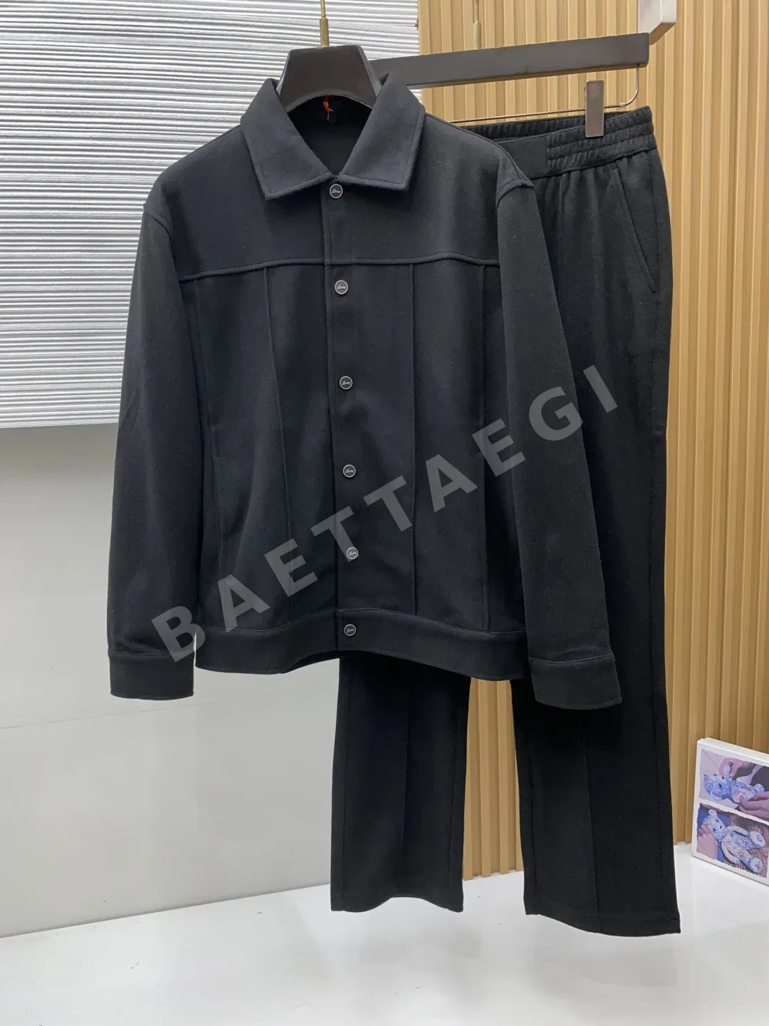 브리오니 울 혼방 캐주얼 남성 세트 205240